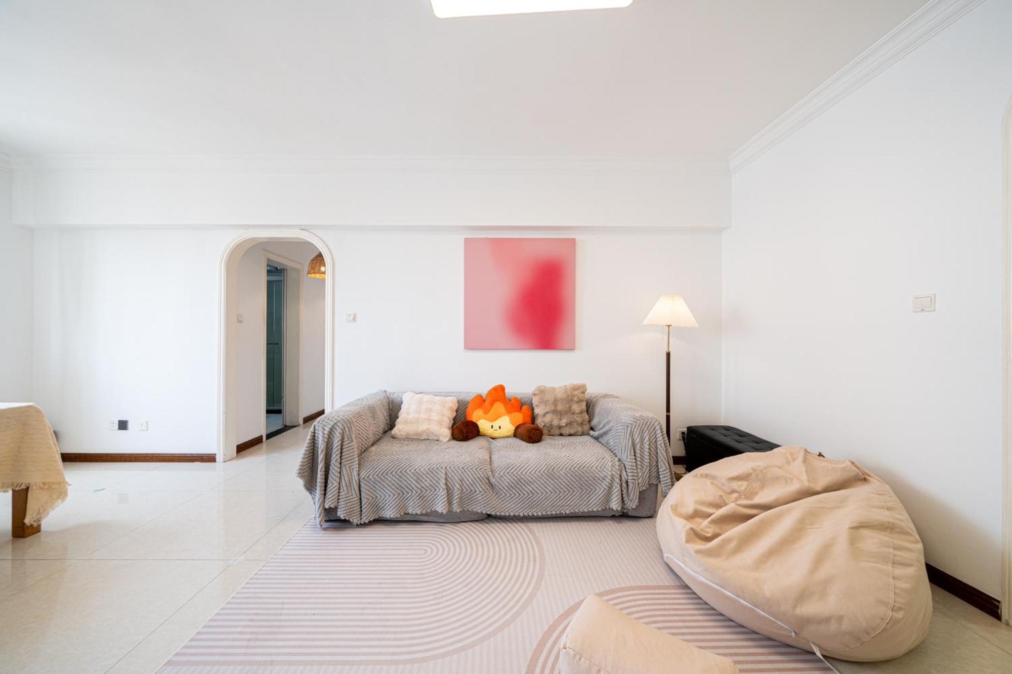 Zhiyuan-3 Bedrooms 1 Bathroom,near People's Square Shanghai