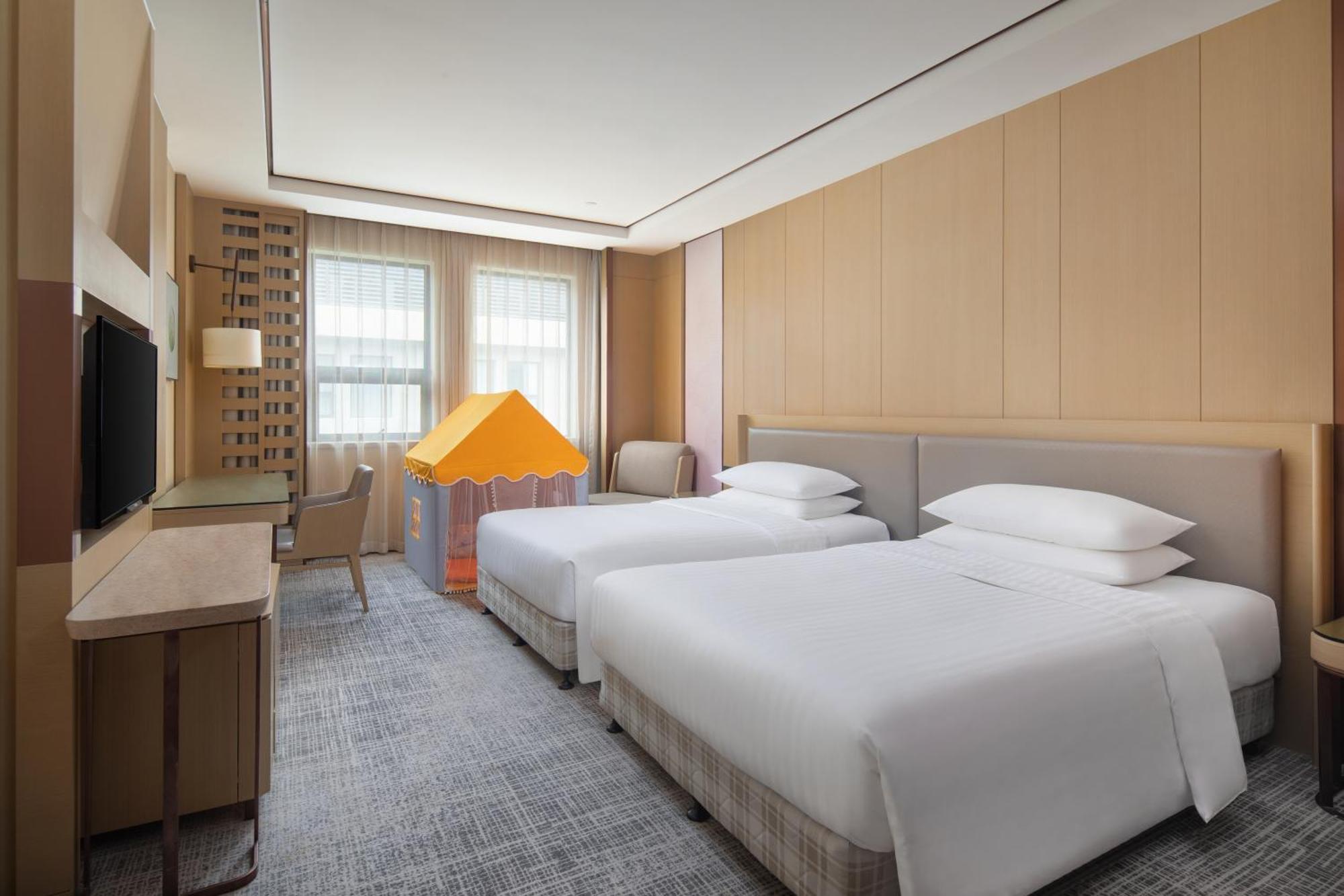 Courtyard By Marriott Shanghai International Tourism And Resorts Zone