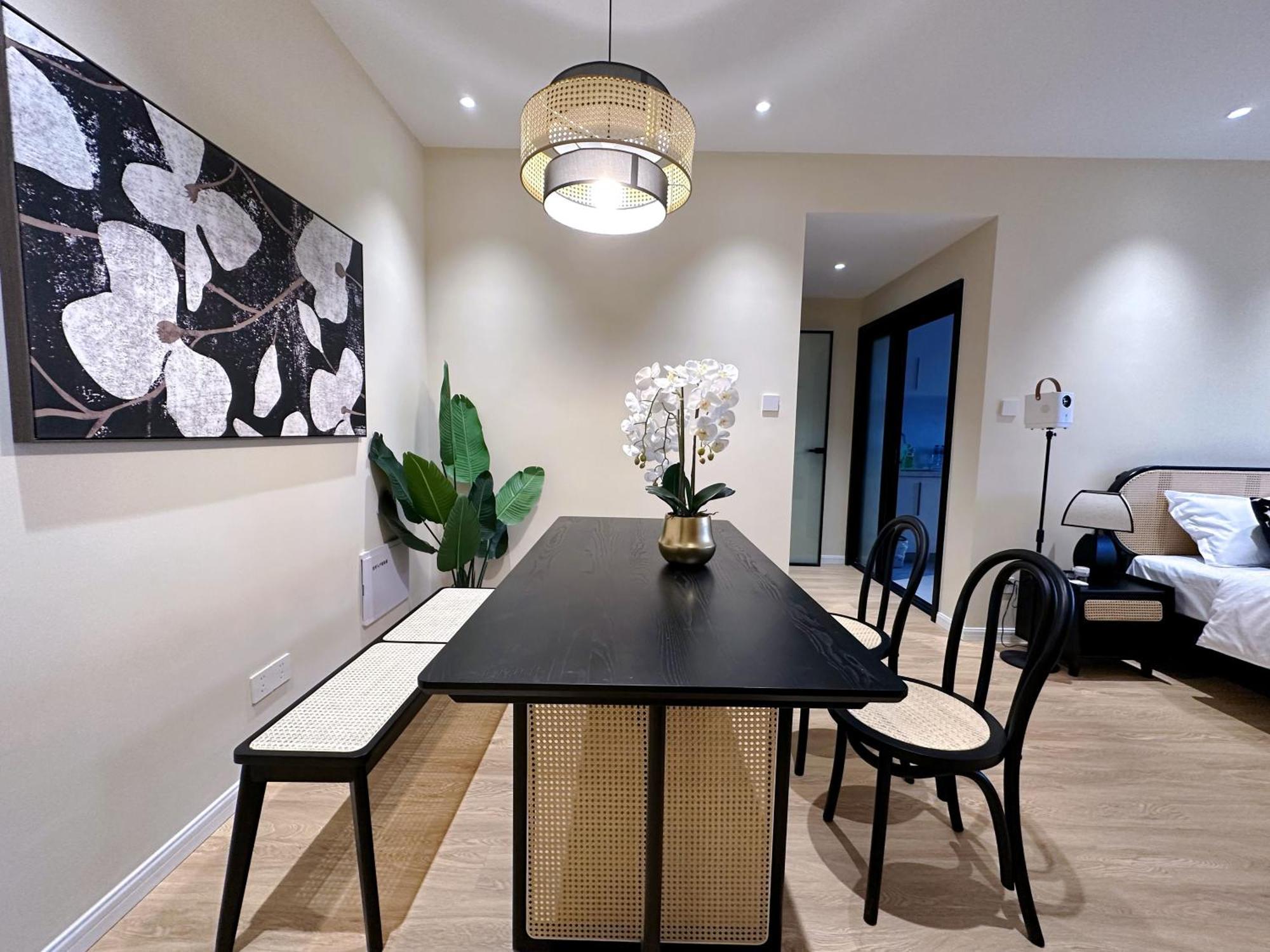 Enjoylife - On The Bund Apartment *