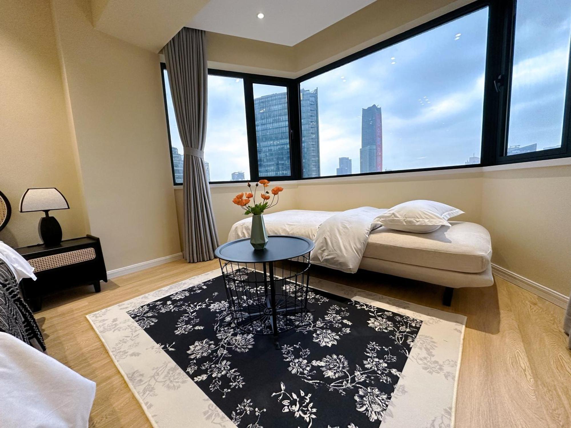 Enjoylife - On The Bund Apartment *