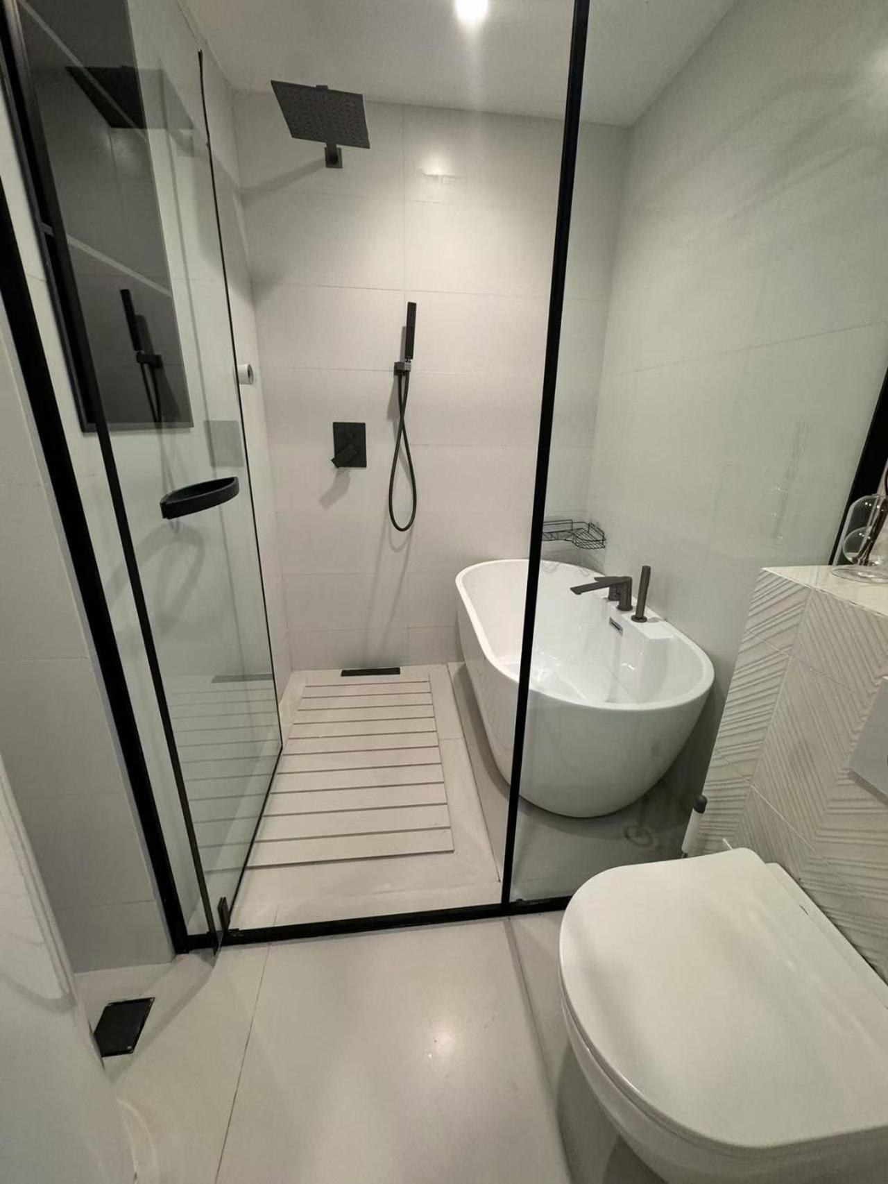 Deluxe Three Bedroom Apartment Shanghai