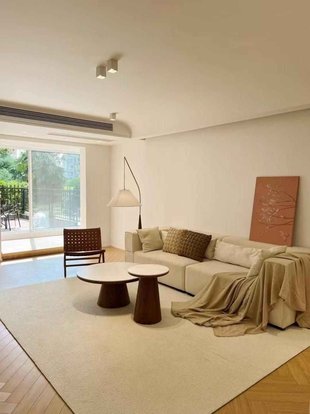 Apartment Deluxe Three Bedroom *