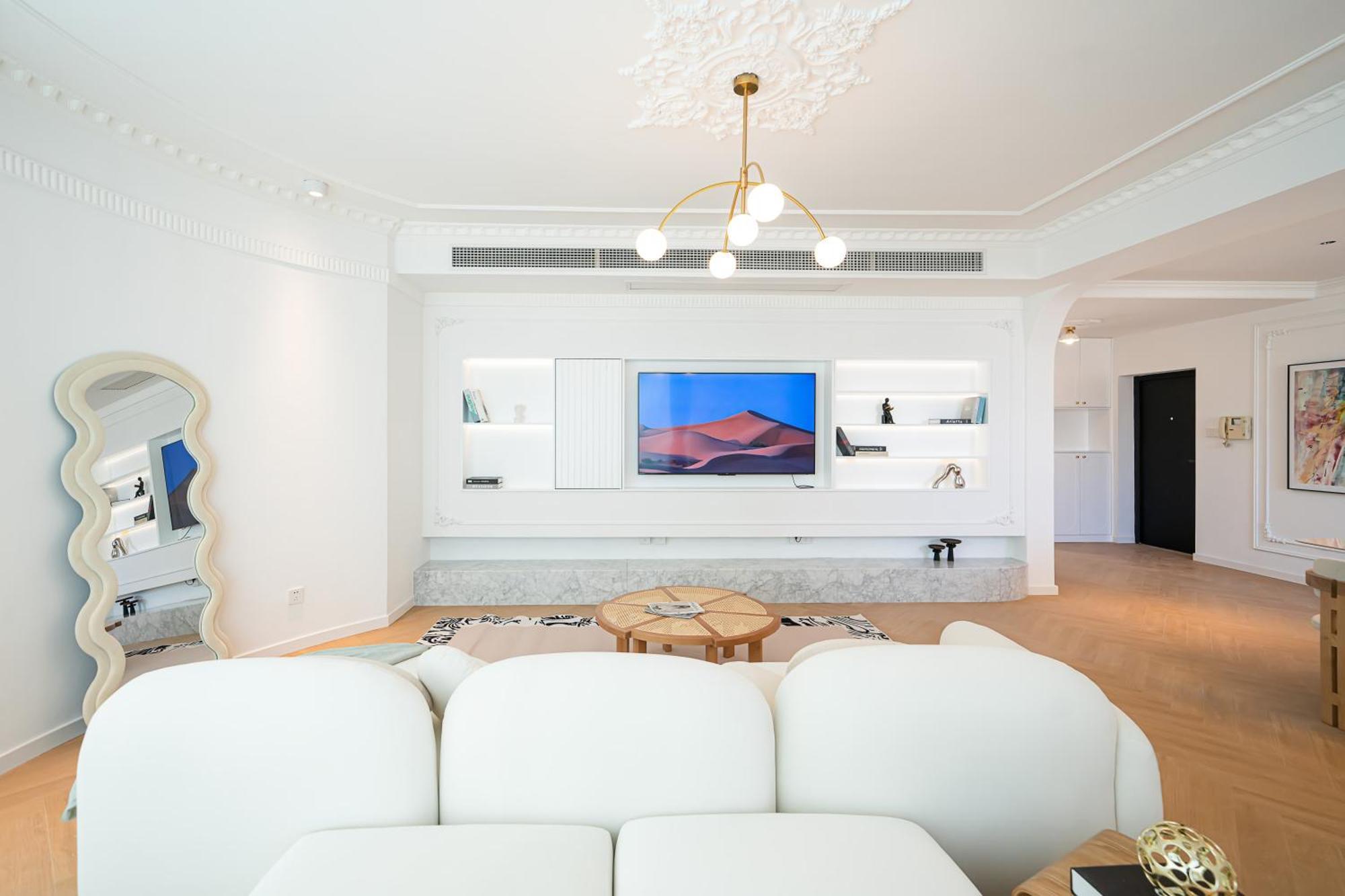 Eastern Hub - Bund Branch Simply Luxurious 4 King Beds, Big French Windows With Bund Views * Shanghái