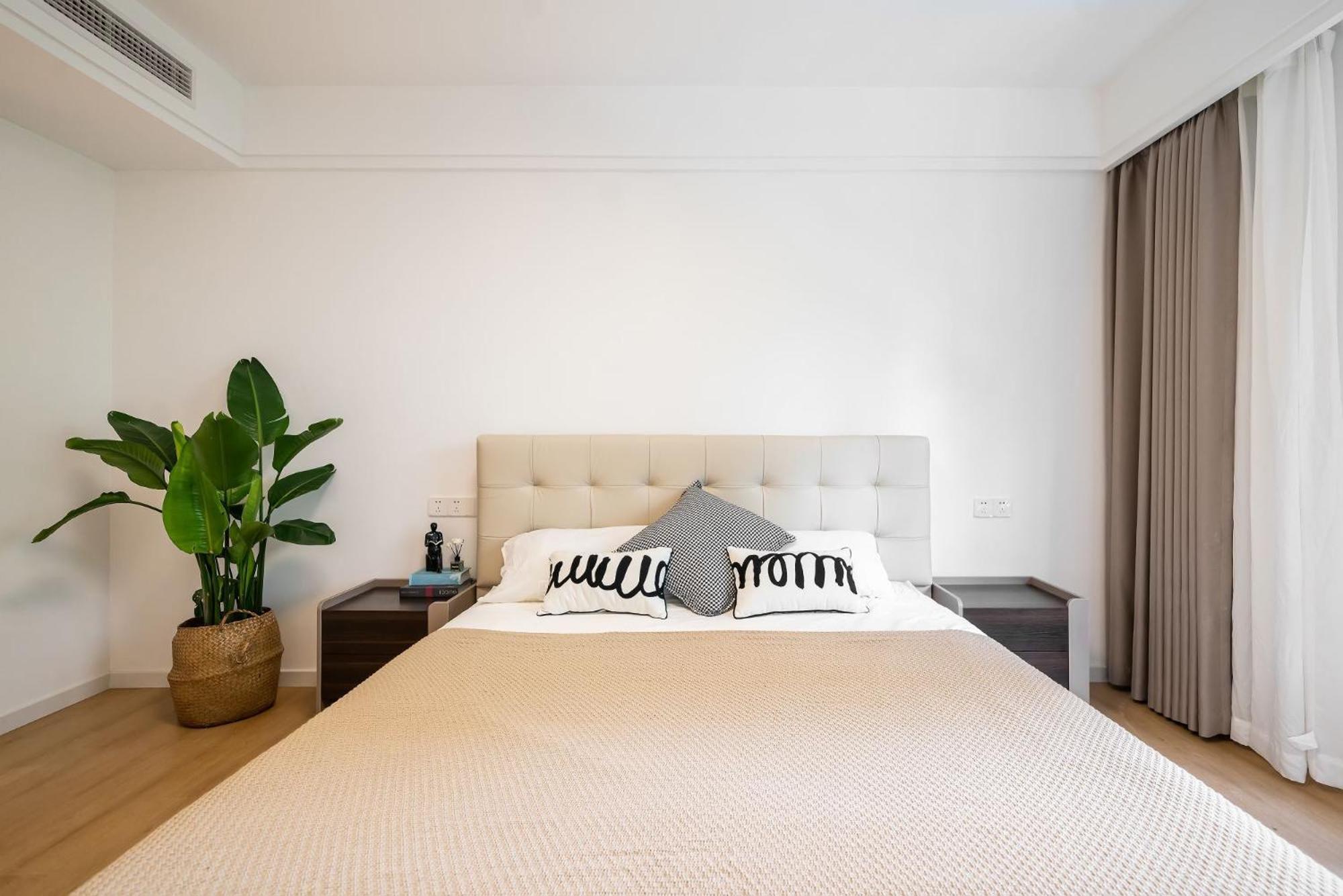 Eastern Hub - Bund Branch Simply Luxurious 4 King Beds, Big French Windows With Bund Views Apartamento Shanghái