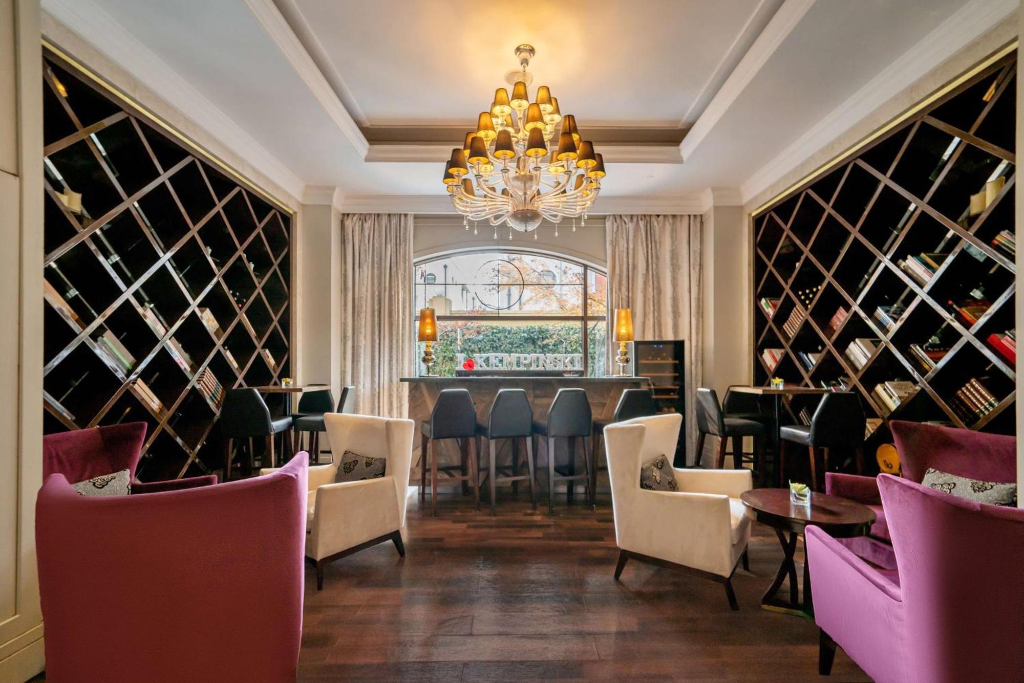 Kempinski The One Downtown 5*