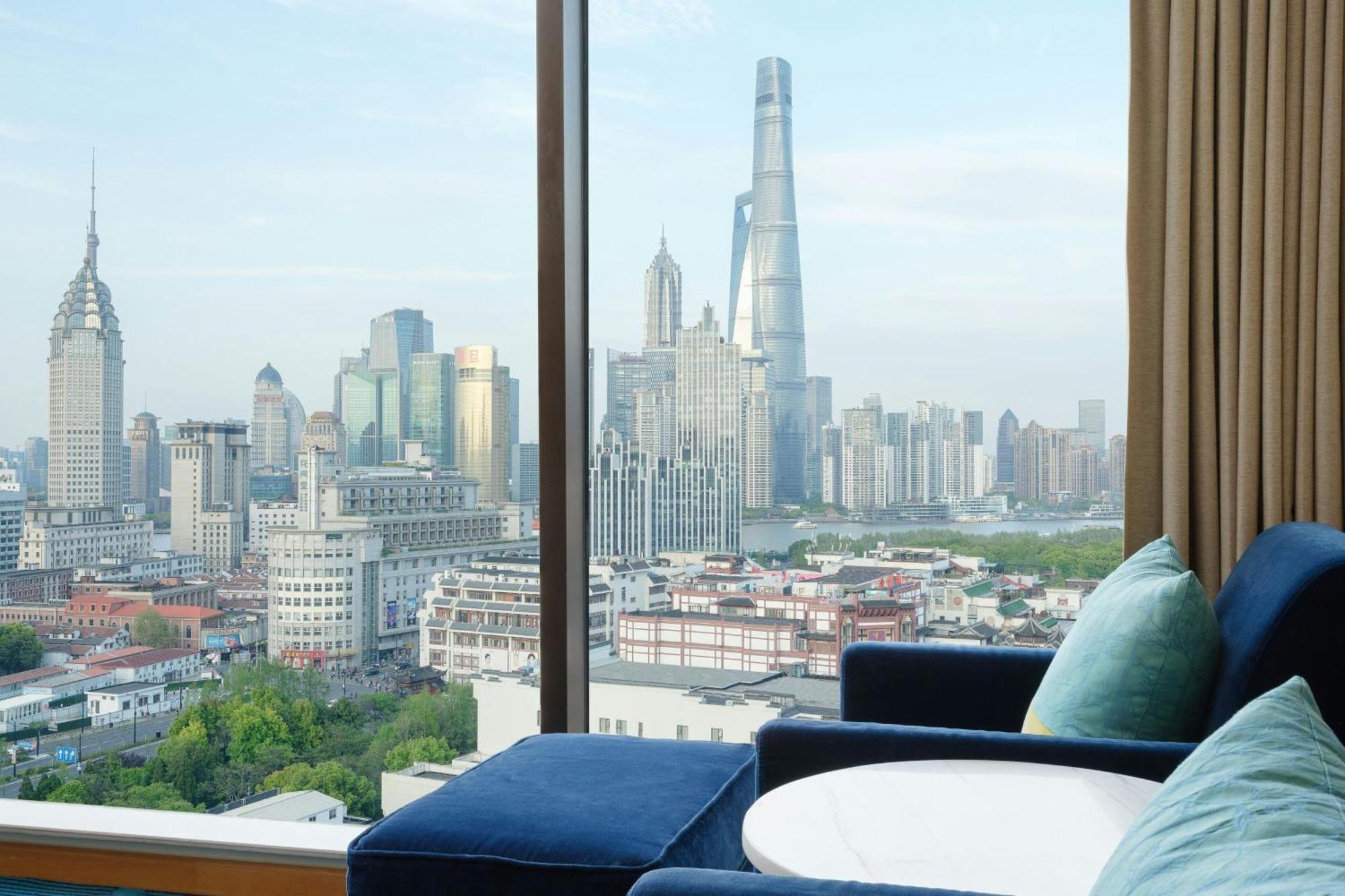 Hotel Renaissance Yu Garden On The Bund 5*