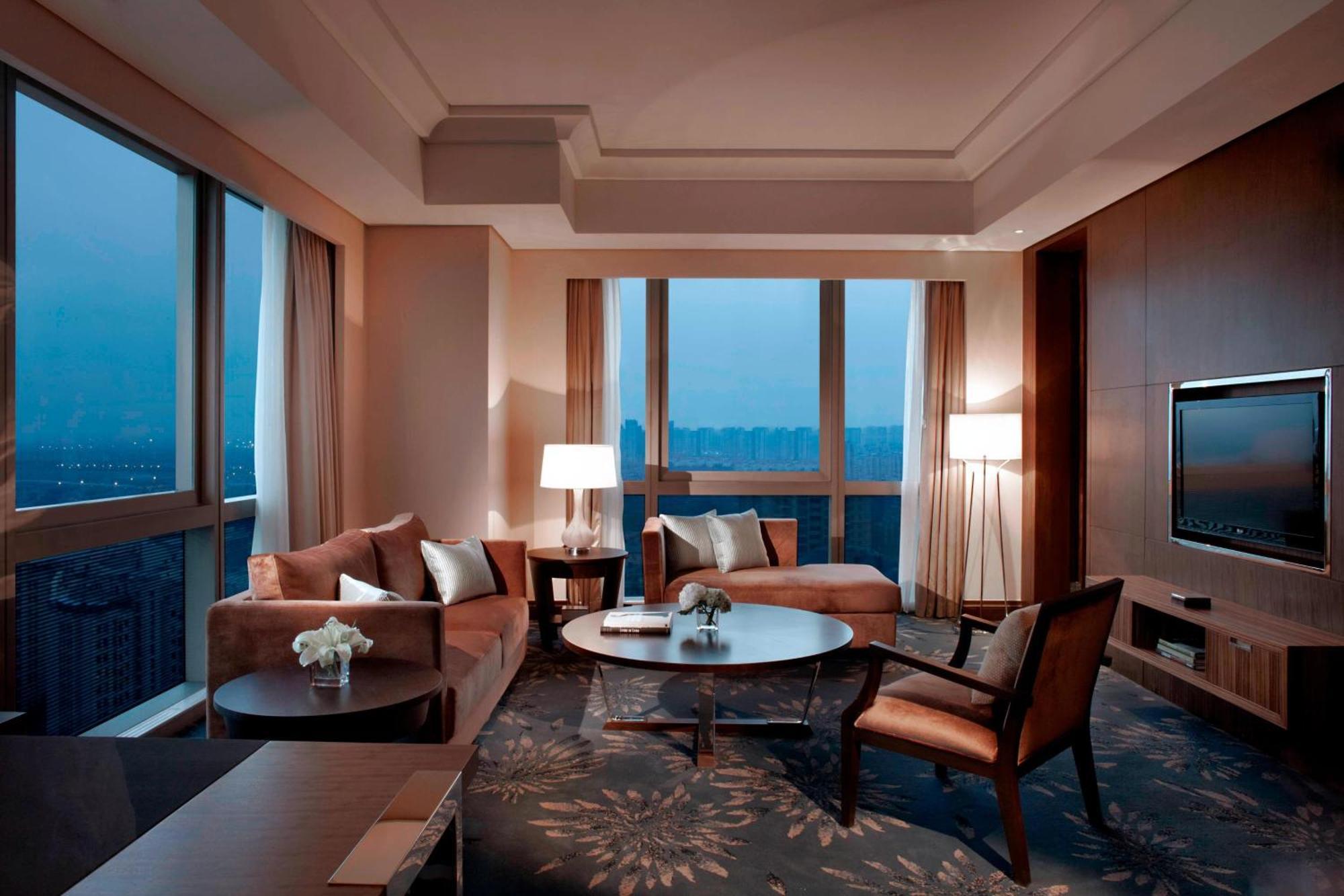 Marriott Pudong East - Only A 30 Minute Drive From Disney Hotel 5*