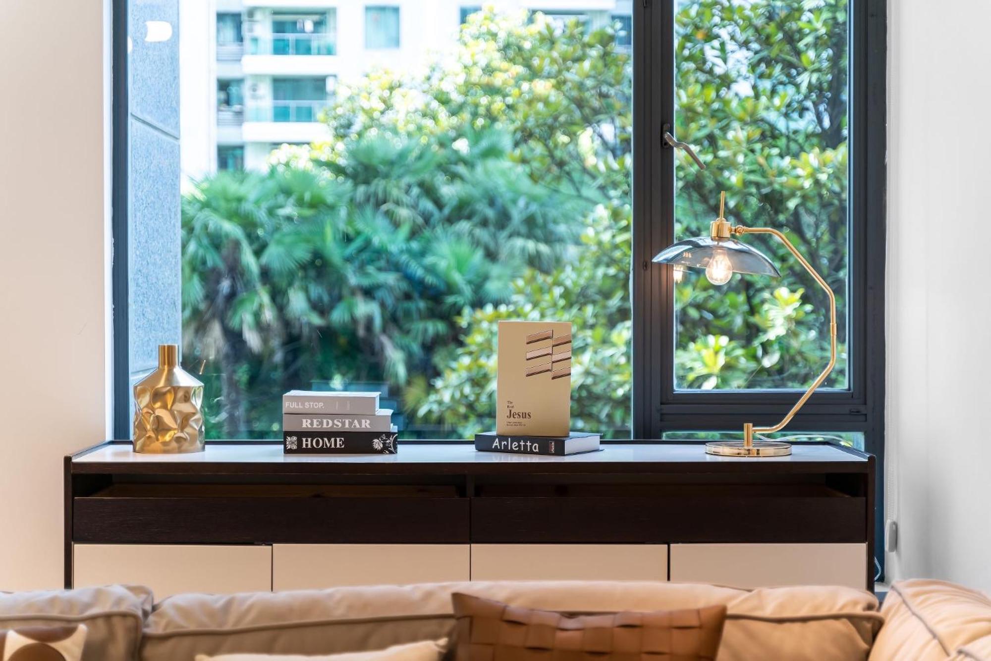 Apartment Book And Bed-lujiabang