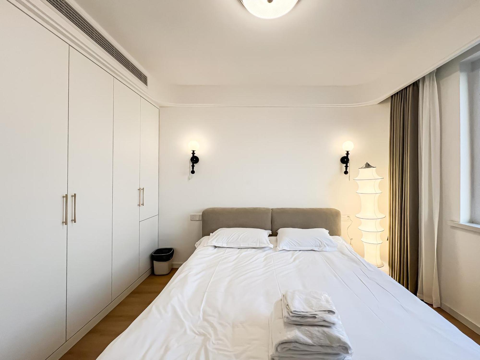 Book And Bed-lujiabang