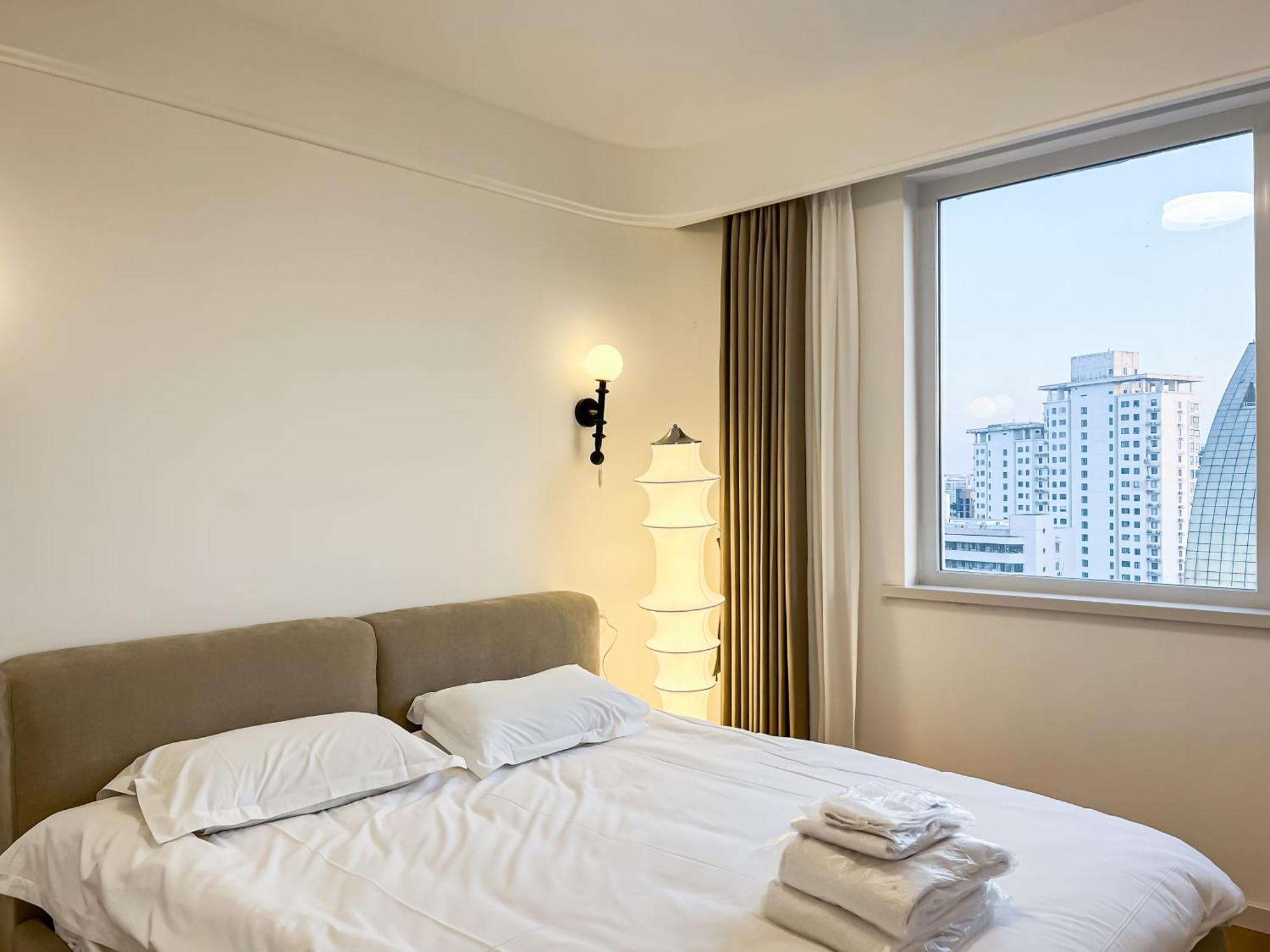 Apartment Book And Bed-lujiabang *