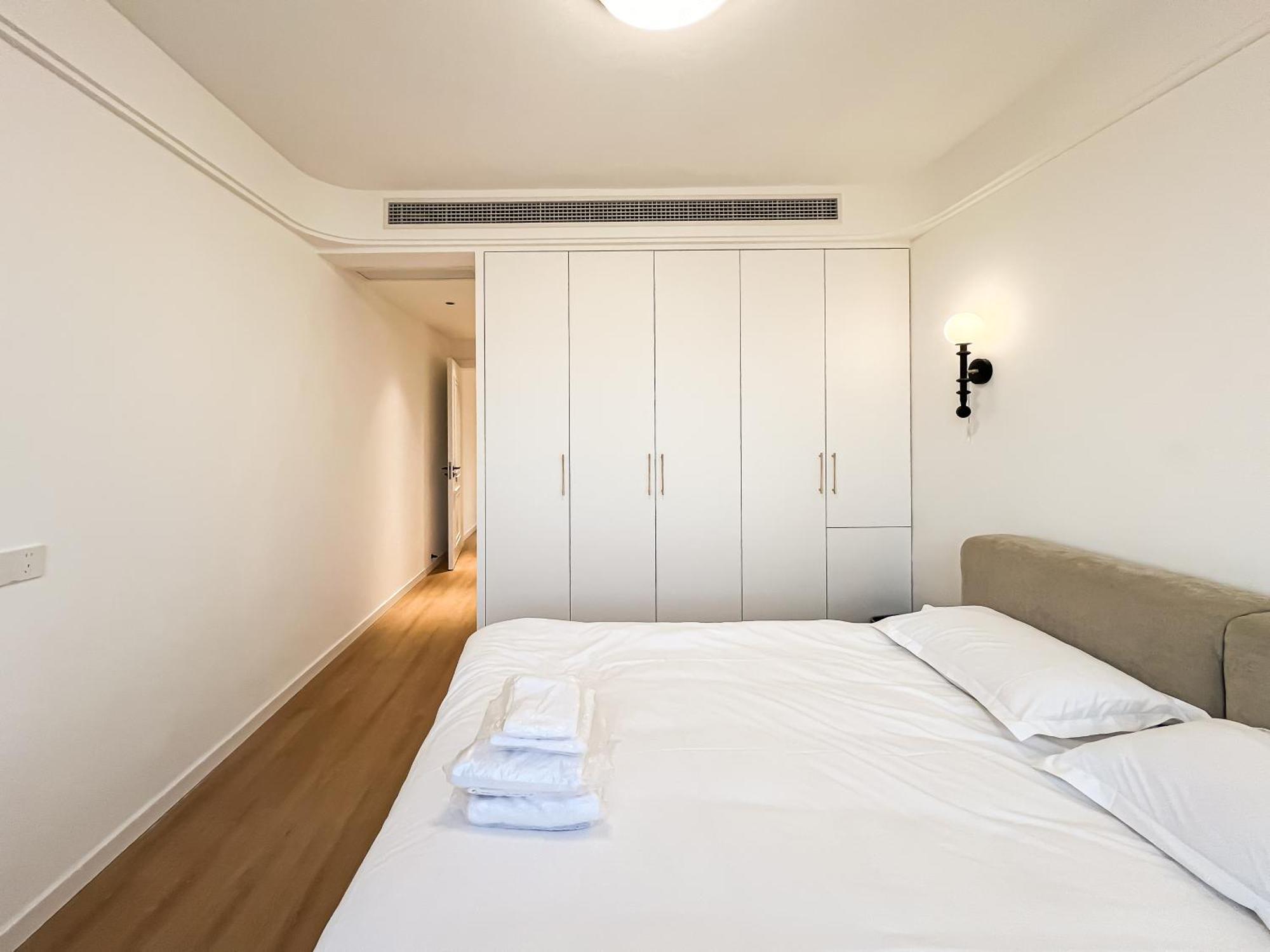 Book And Bed-lujiabang * Shanghai