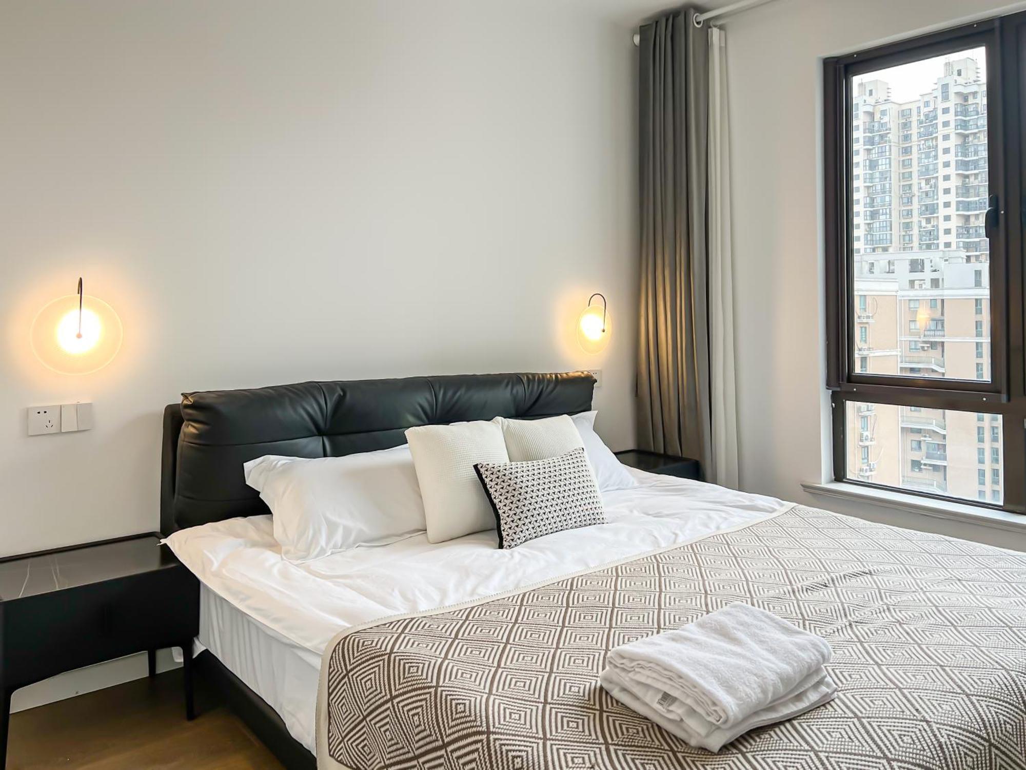 Book And Bed-lujiabang Shanghai