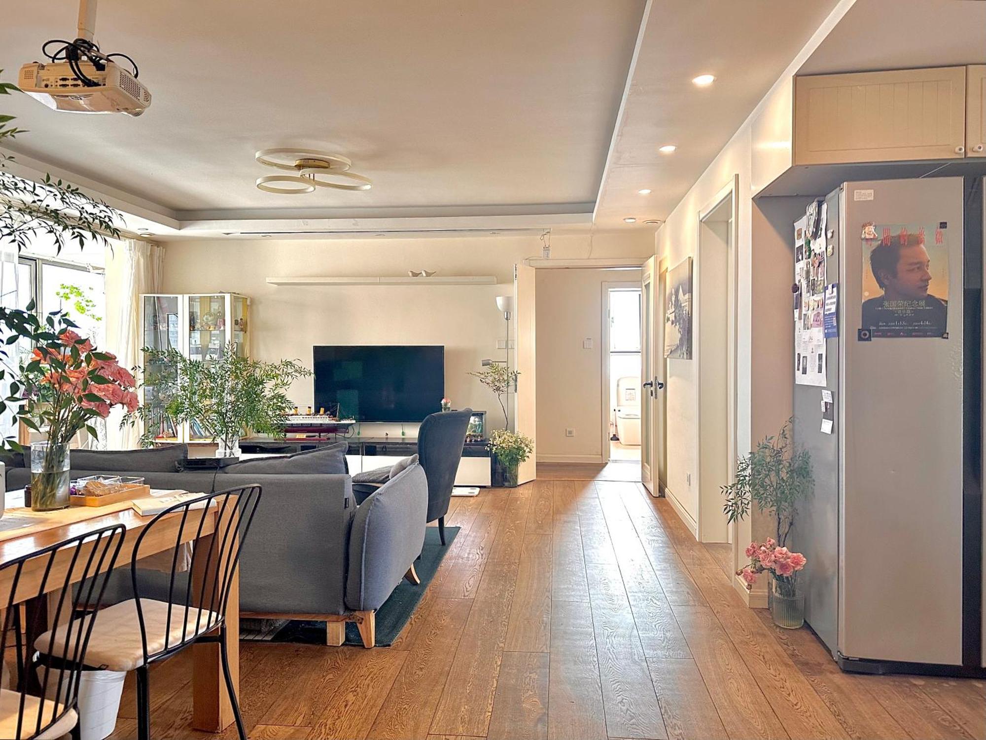 Apartment Hills & Moment Family House Close To The Bund Shanghai