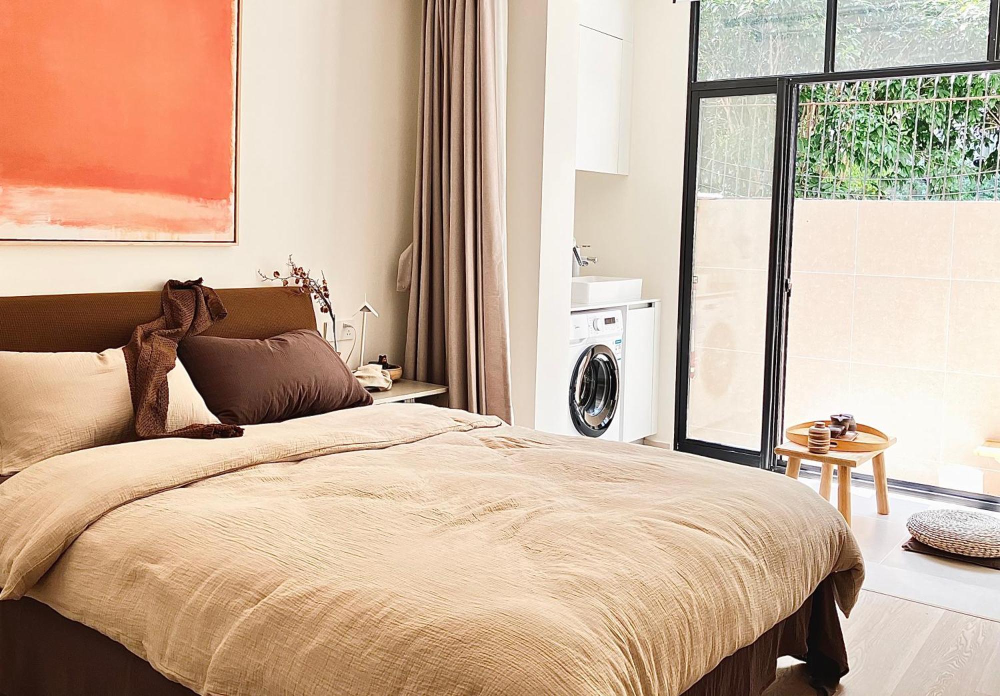2-bedroom Ment With Garden Apartment *