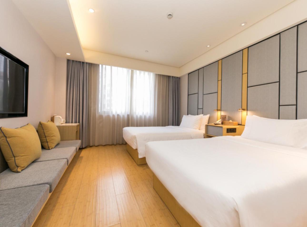 Hotel Ji Jinqiao International Commercial Plaza