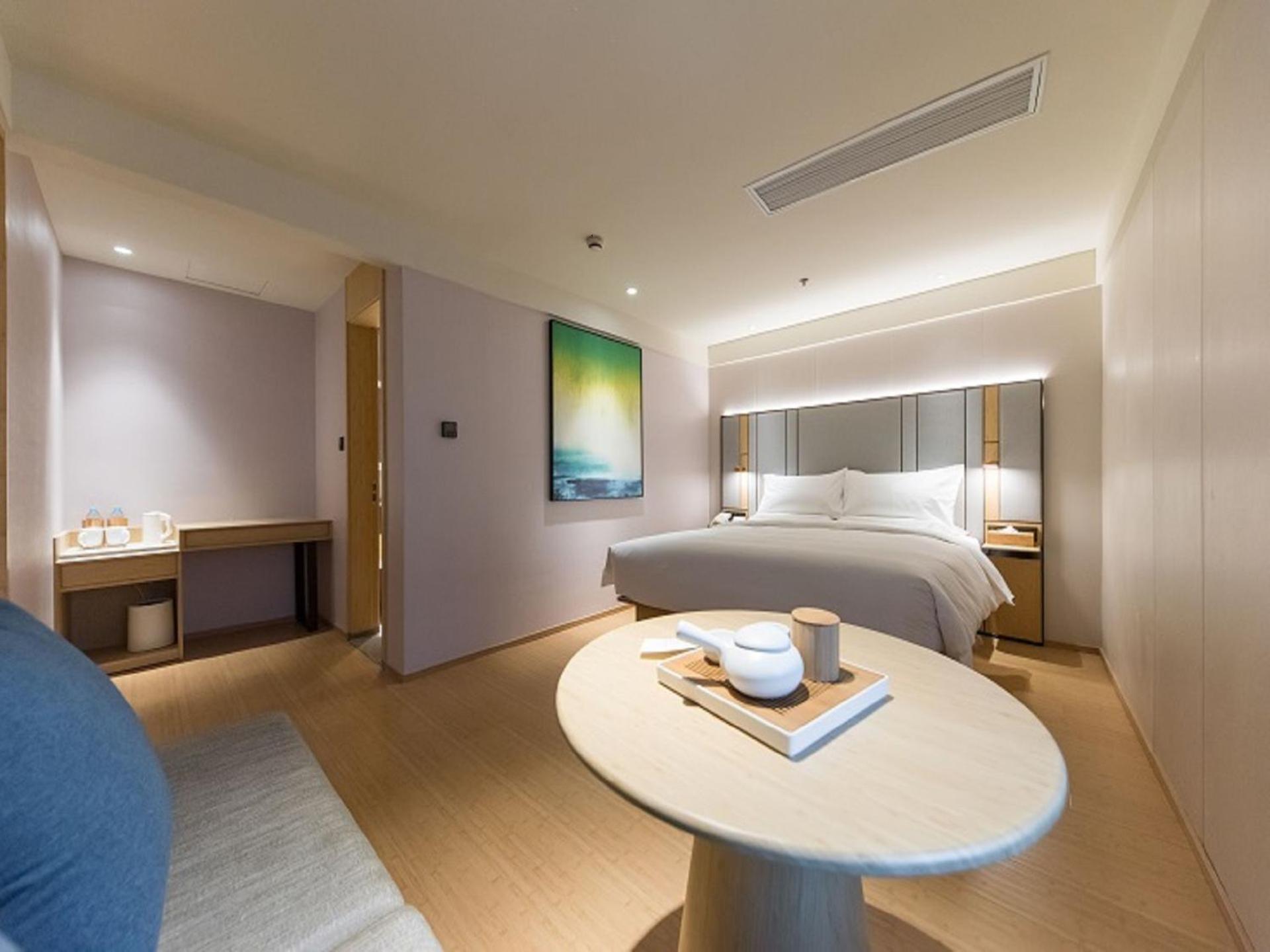 Ji 3* Shanghai