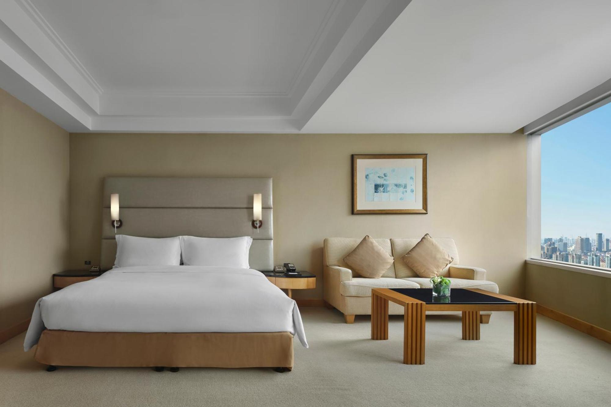 Doubletree By Hilton Pudong - Present Welcome Cookie 5*