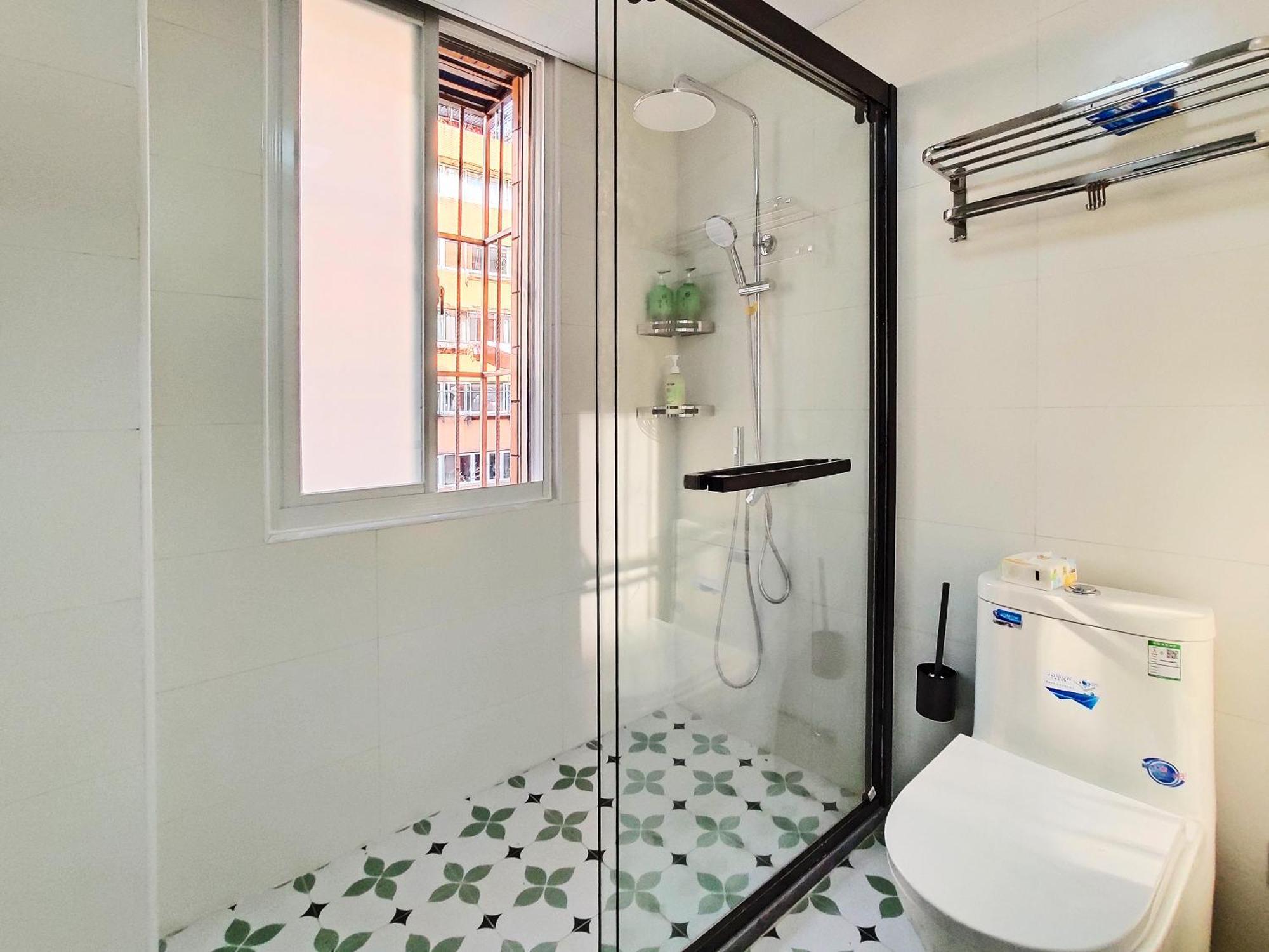 Hills&linghu's 3br Sniec-nearby Suite-line 2, Mudan Rd 89 Apartment Shanghai
