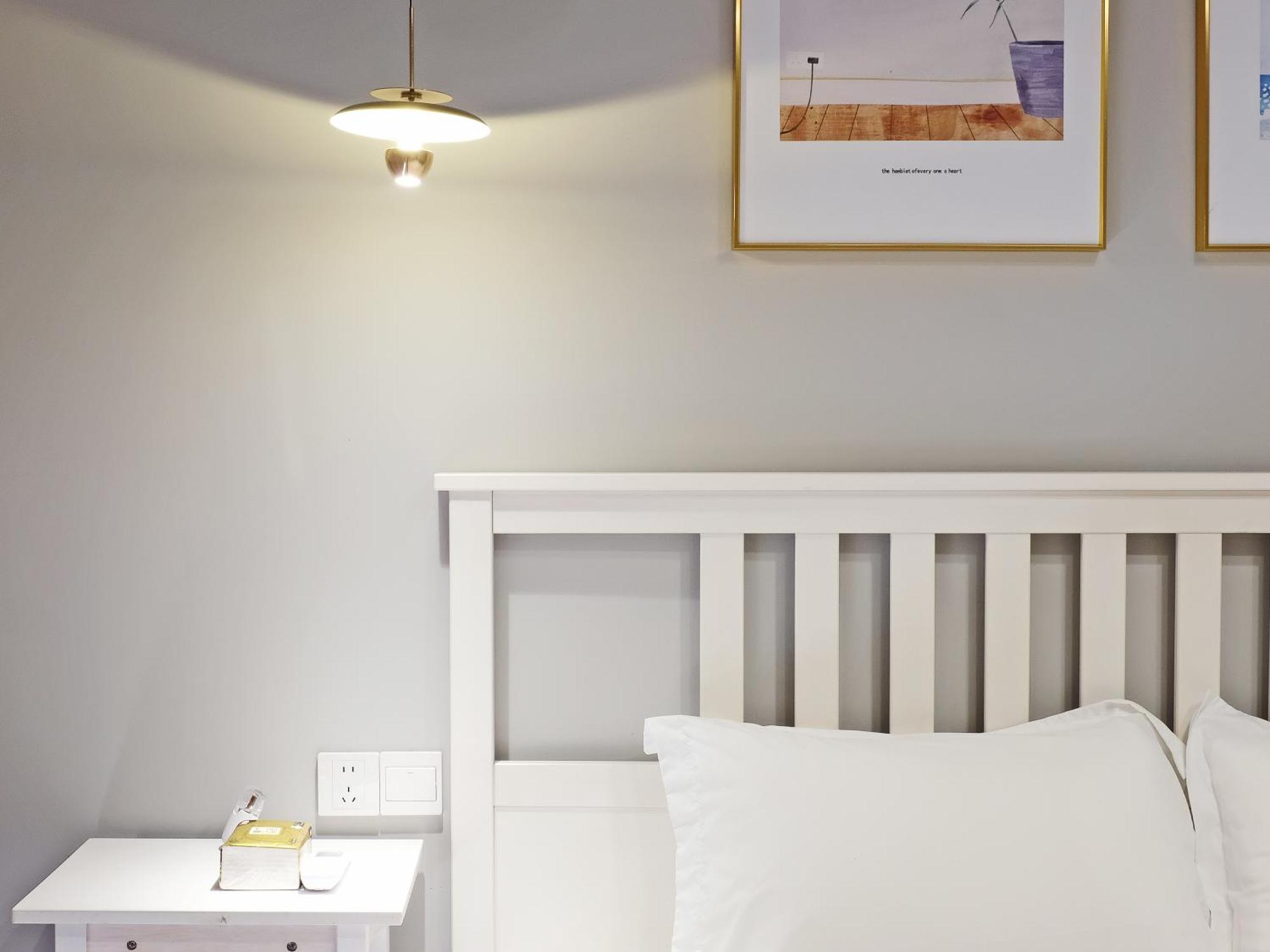Hills&linghu's 3br Sniec-nearby Suite-line 2, Mudan Rd 89 * Shanghai