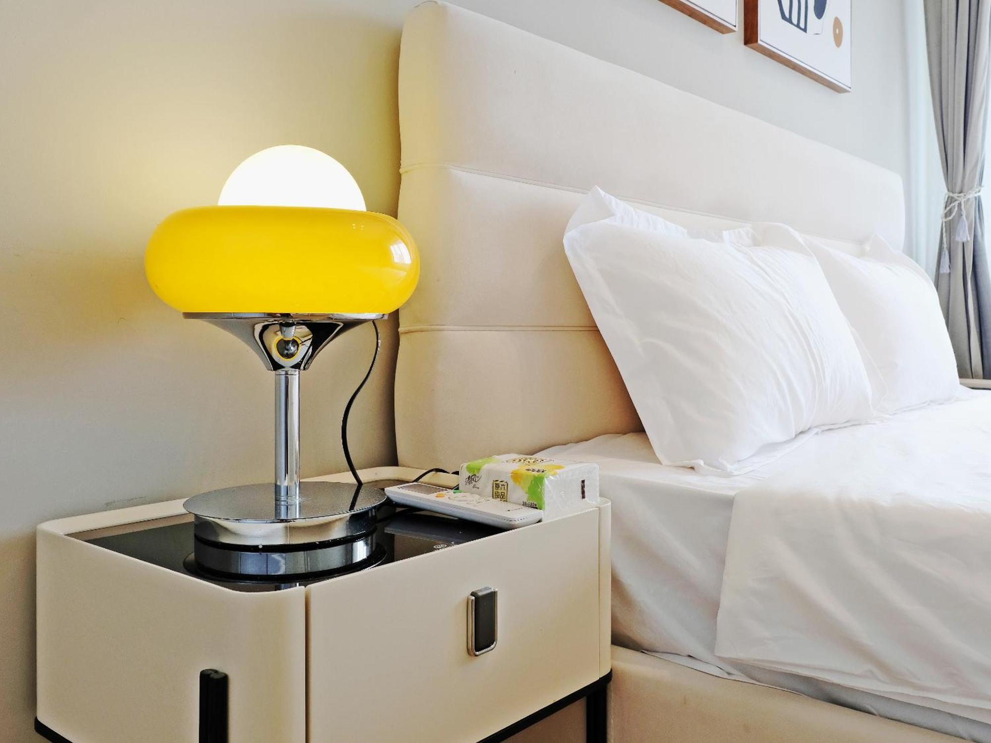 Hills&linghu's River - Side View Suite- Line 4, With Lujiazui Views, Close To Sniec Apartment