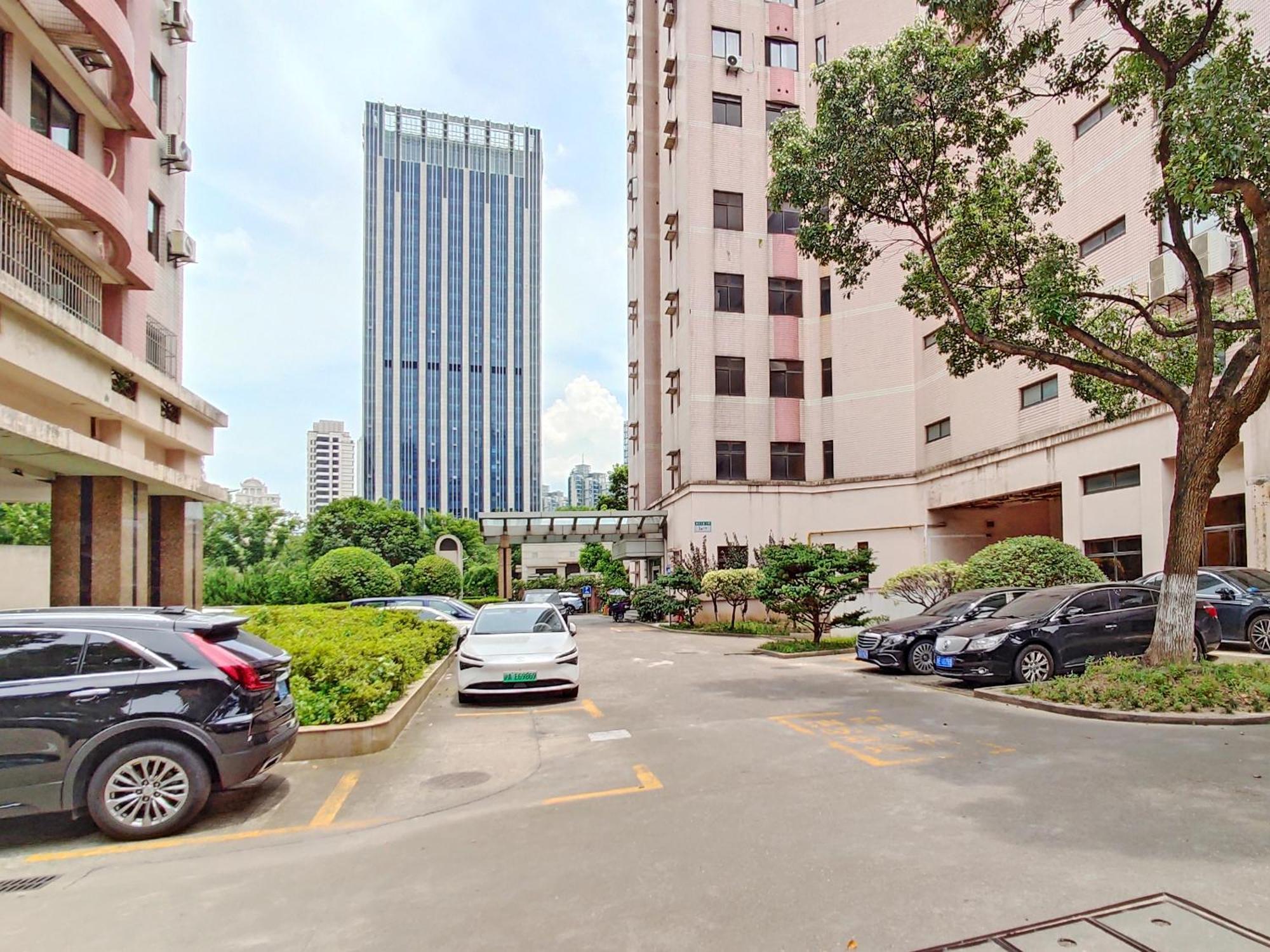 Hills&linghu's River - Side View Suite- Line 4, With Lujiazui Views, Close To Sniec Apartment