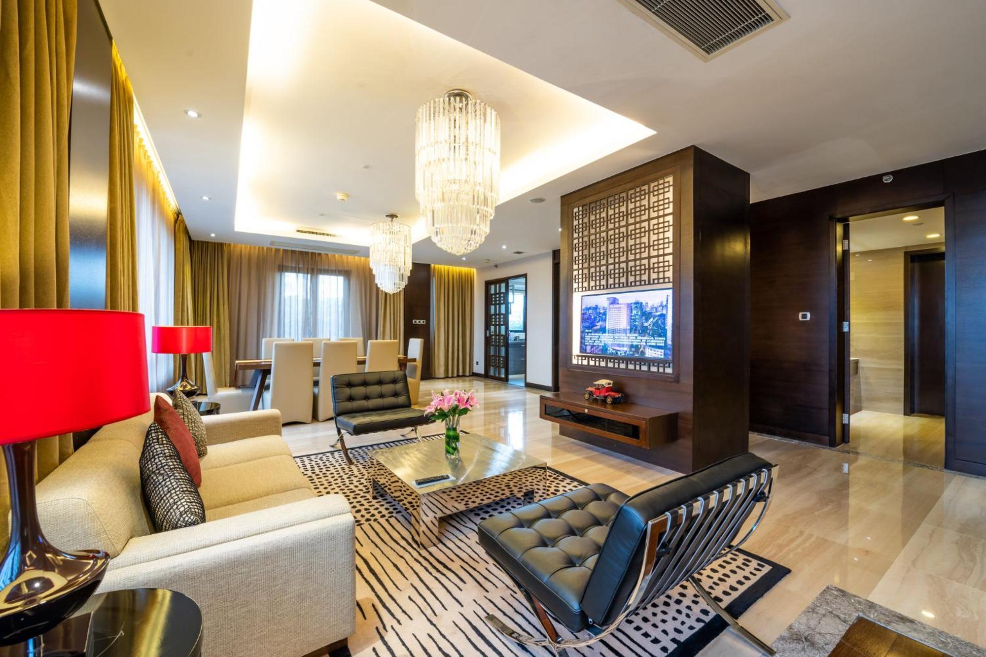 Crowne Plaza By Ihg Otel