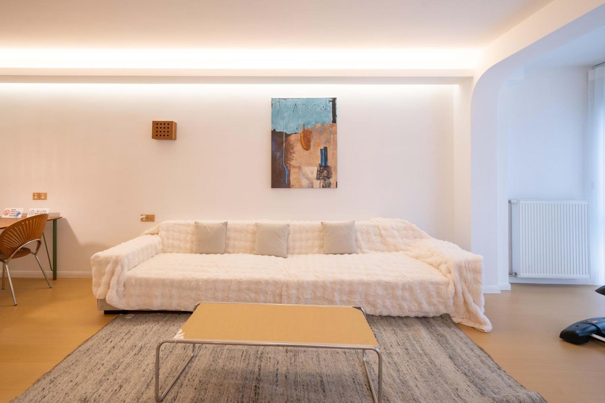 Apartment Book And Bed-lujiabang *