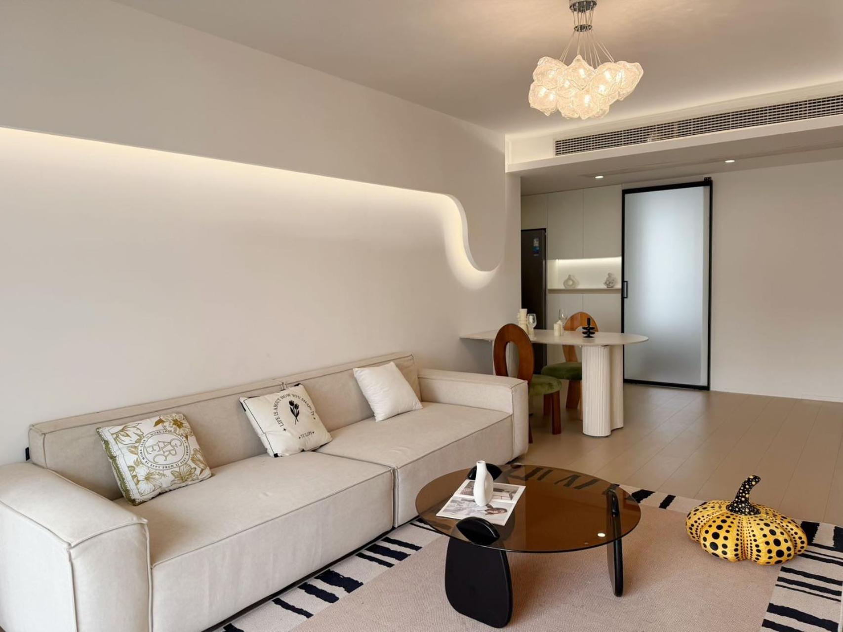 Ehub - Modern Rare 4-bedroom Apt, 50m From Subway Apartment Shanghai