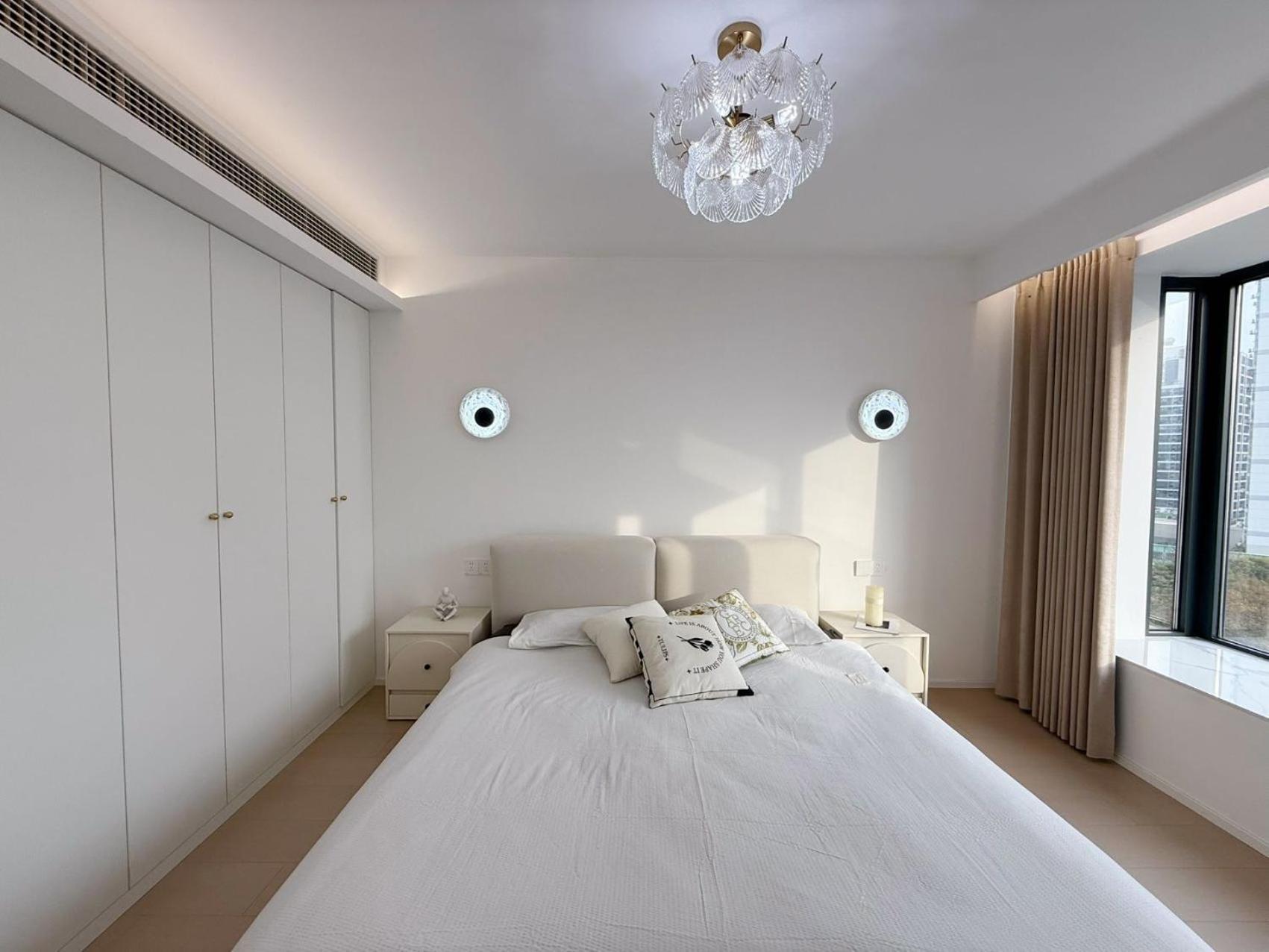 Ehub - Modern Rare 4-bedroom Apt, 50m From Subway Apartment Shanghai