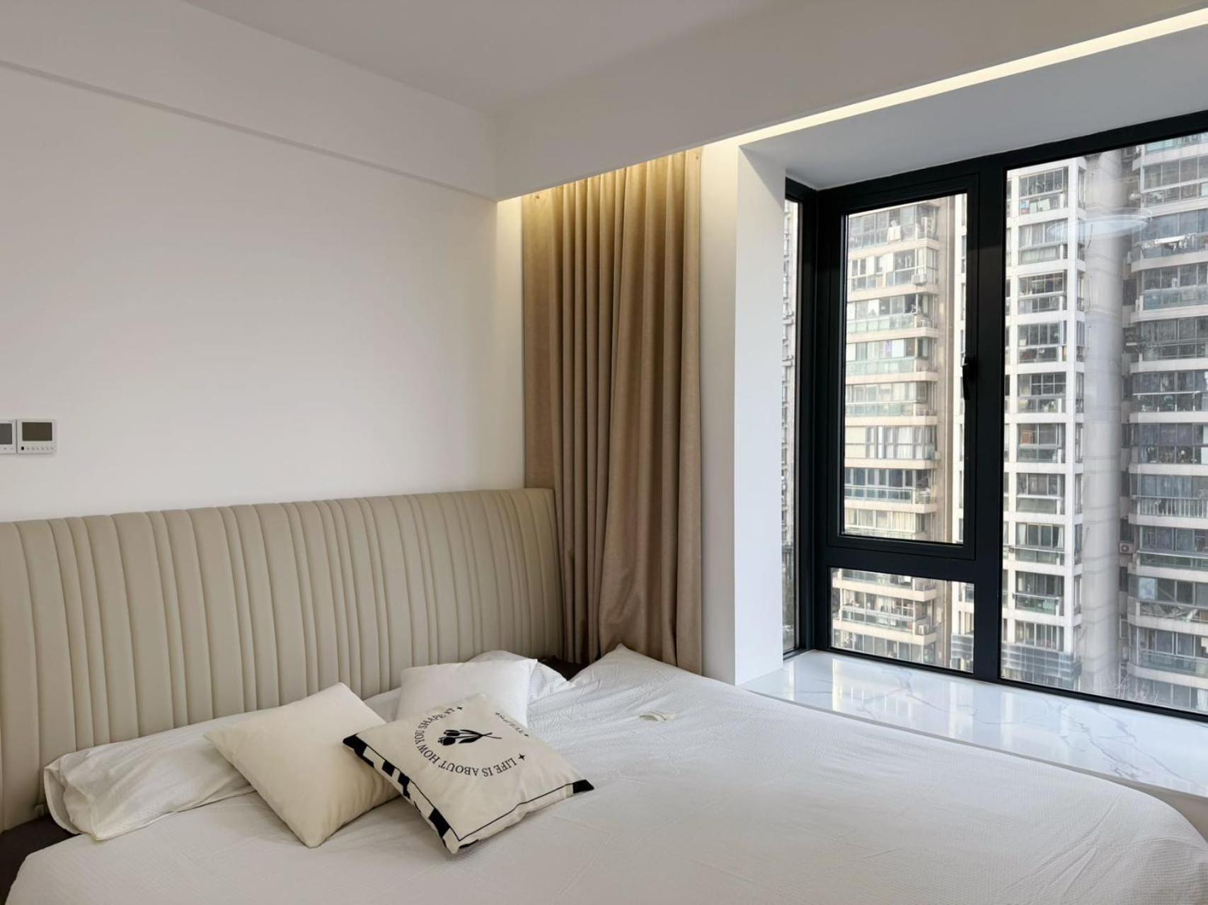 Apartment Ehub - Modern Rare 4-bedroom Apt, 50m From Subway *