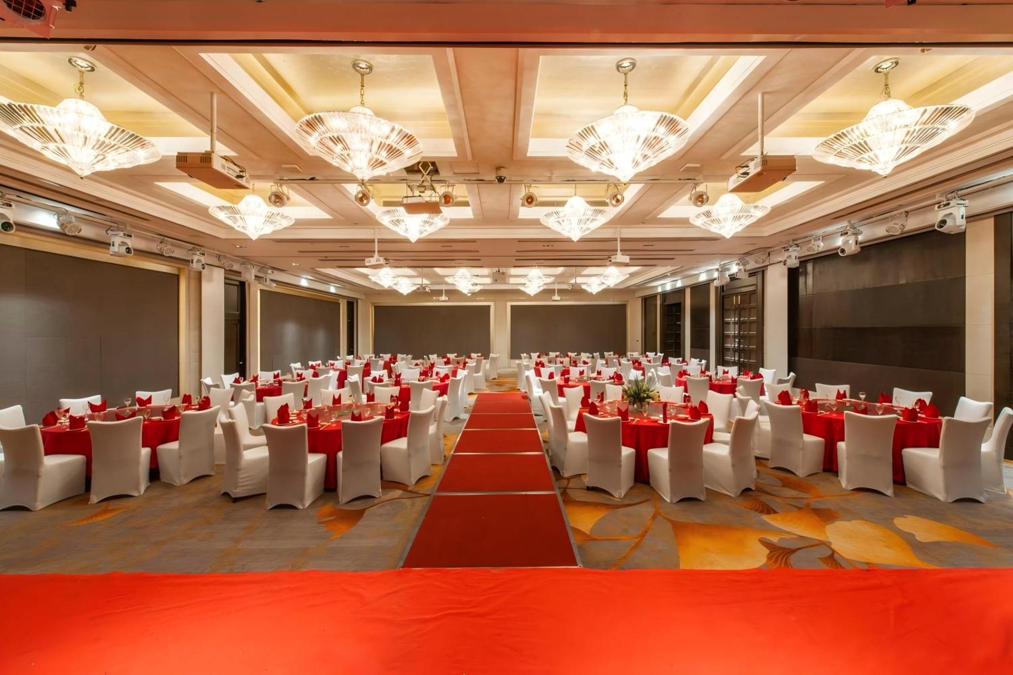 Hotel Baixia Pagoda 5*