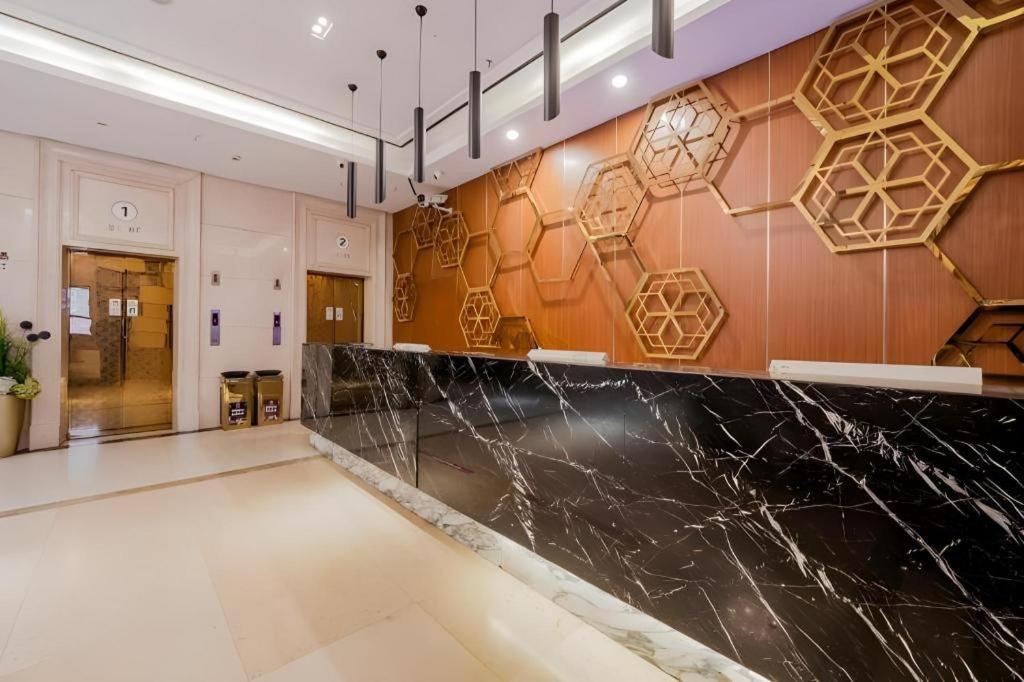 Yitel Hongqiao Railway Station National Convention And Exhibition Center Hotel Shanghai