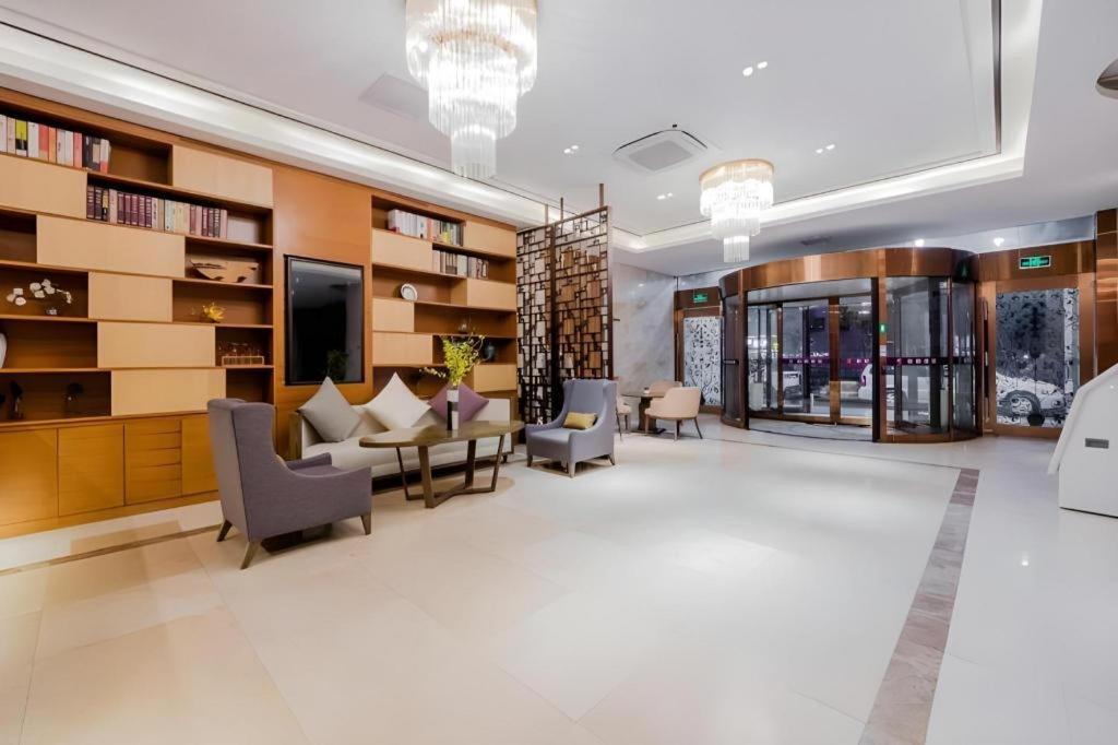 Yitel Hongqiao Railway Station National Convention And Exhibition Center 4* Shanghai