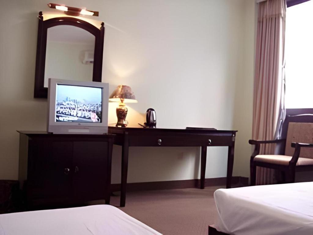 Jitai Yangpu Benxi Hospital Branch Hotel Shanghai