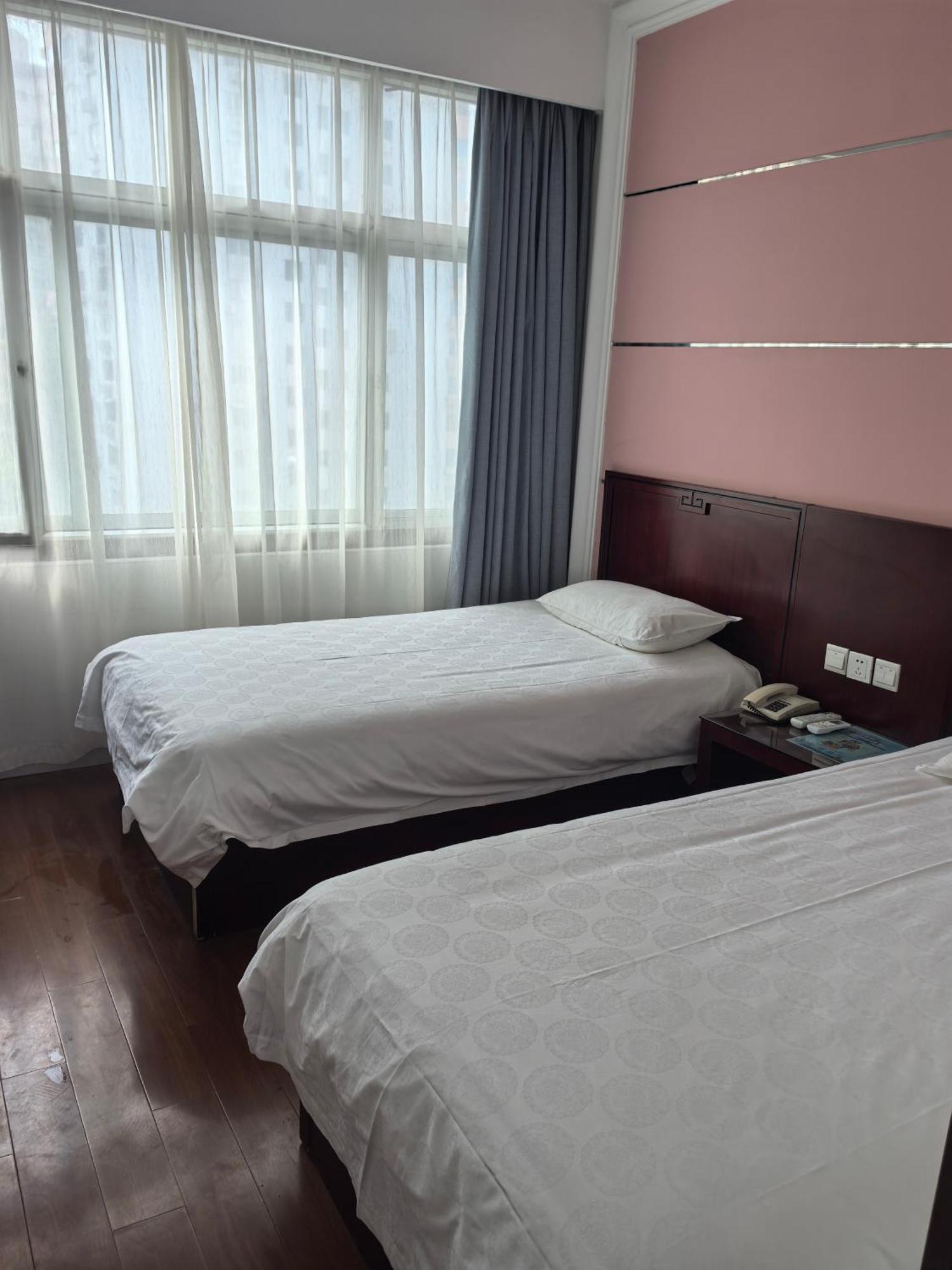 Baolong Homelike - Zhongshan Branch 2*