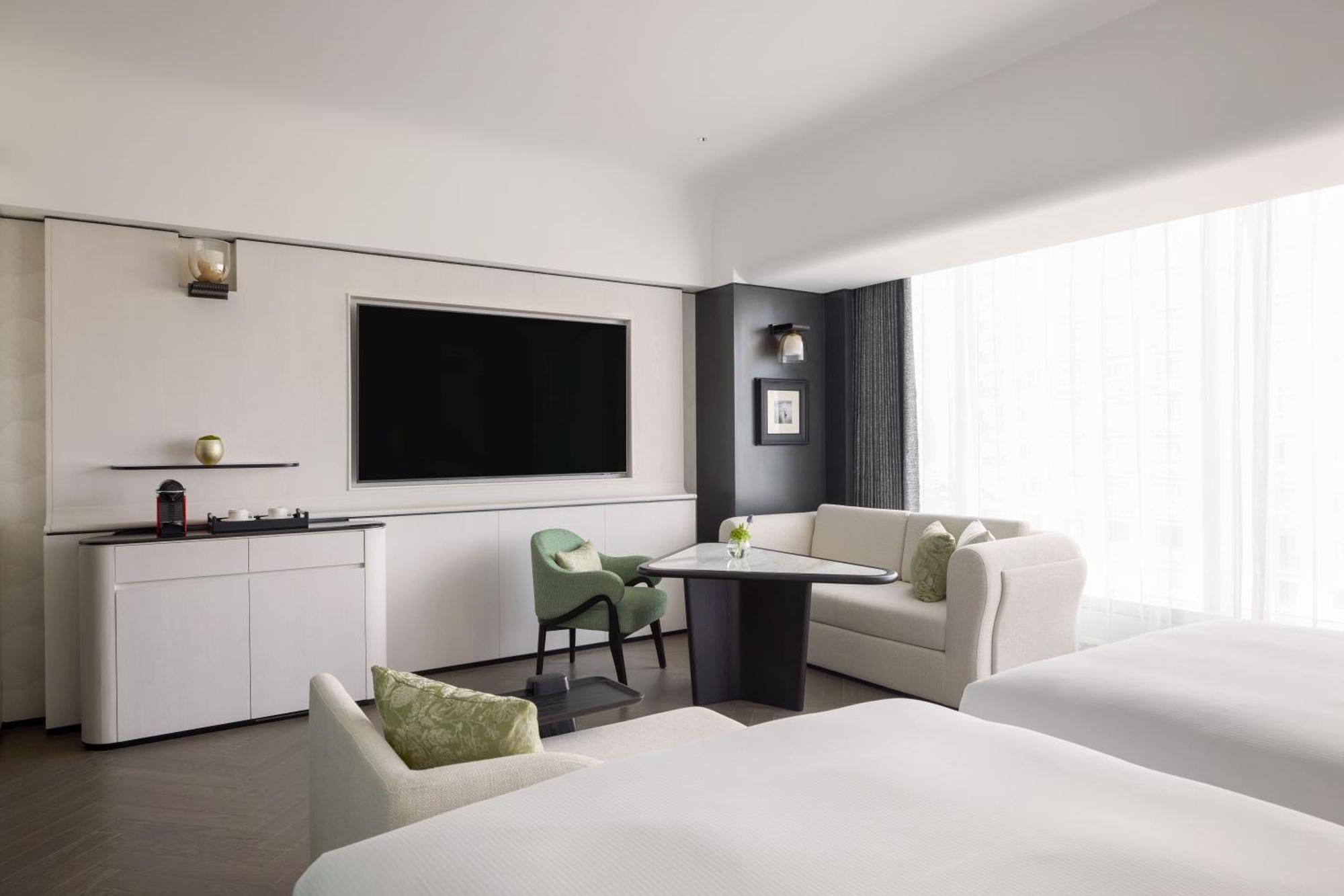 Hilton Center -steps From Iconic Landmarks Wukang Mansion And Jing'an Temple