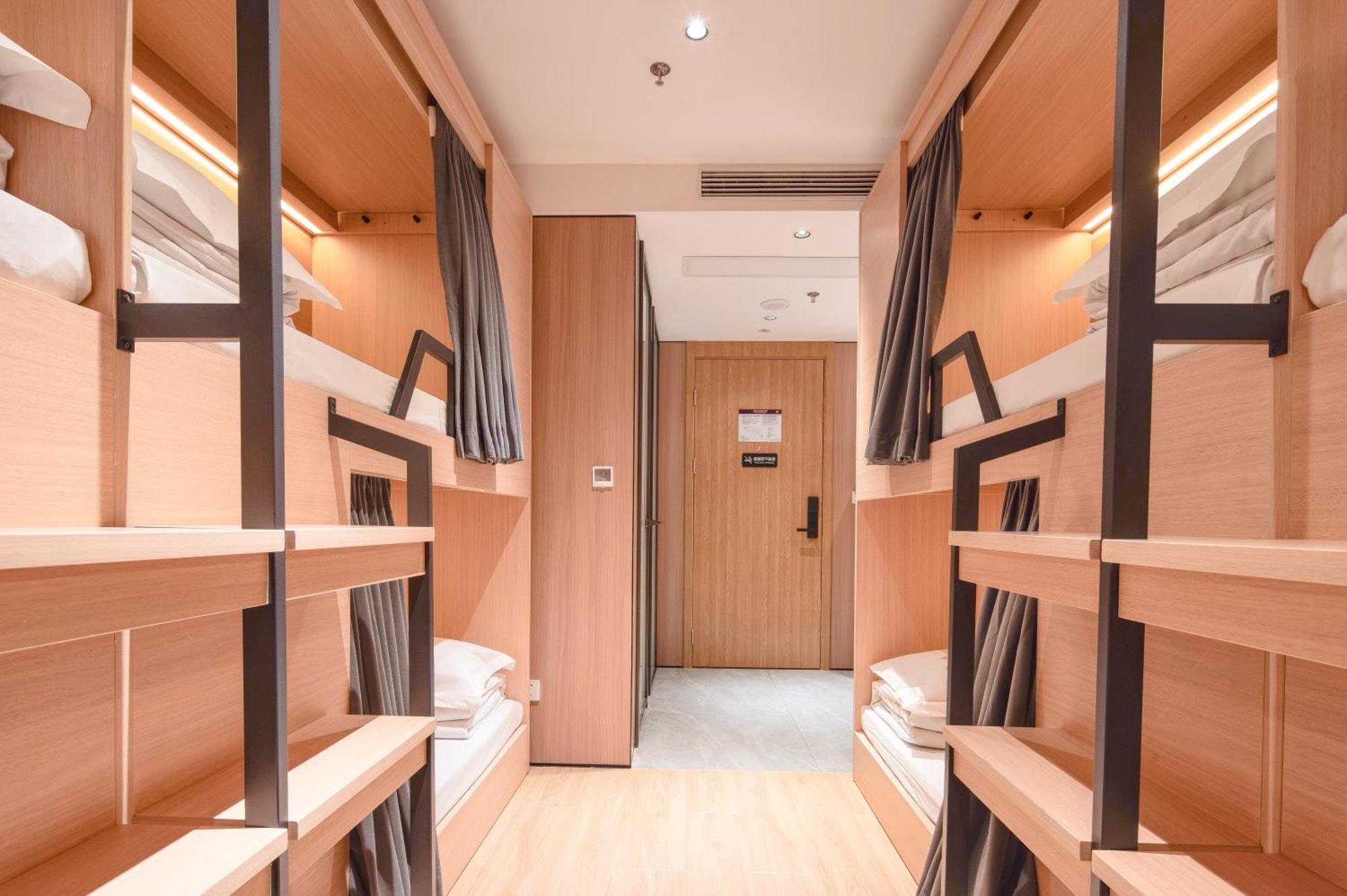 Dayin Garden -near People's Square & Nanjing Road-large Social Area -bar -cafe -gym -free Laundry Luggage Storage -24h Front Desk-english Service Şanghay