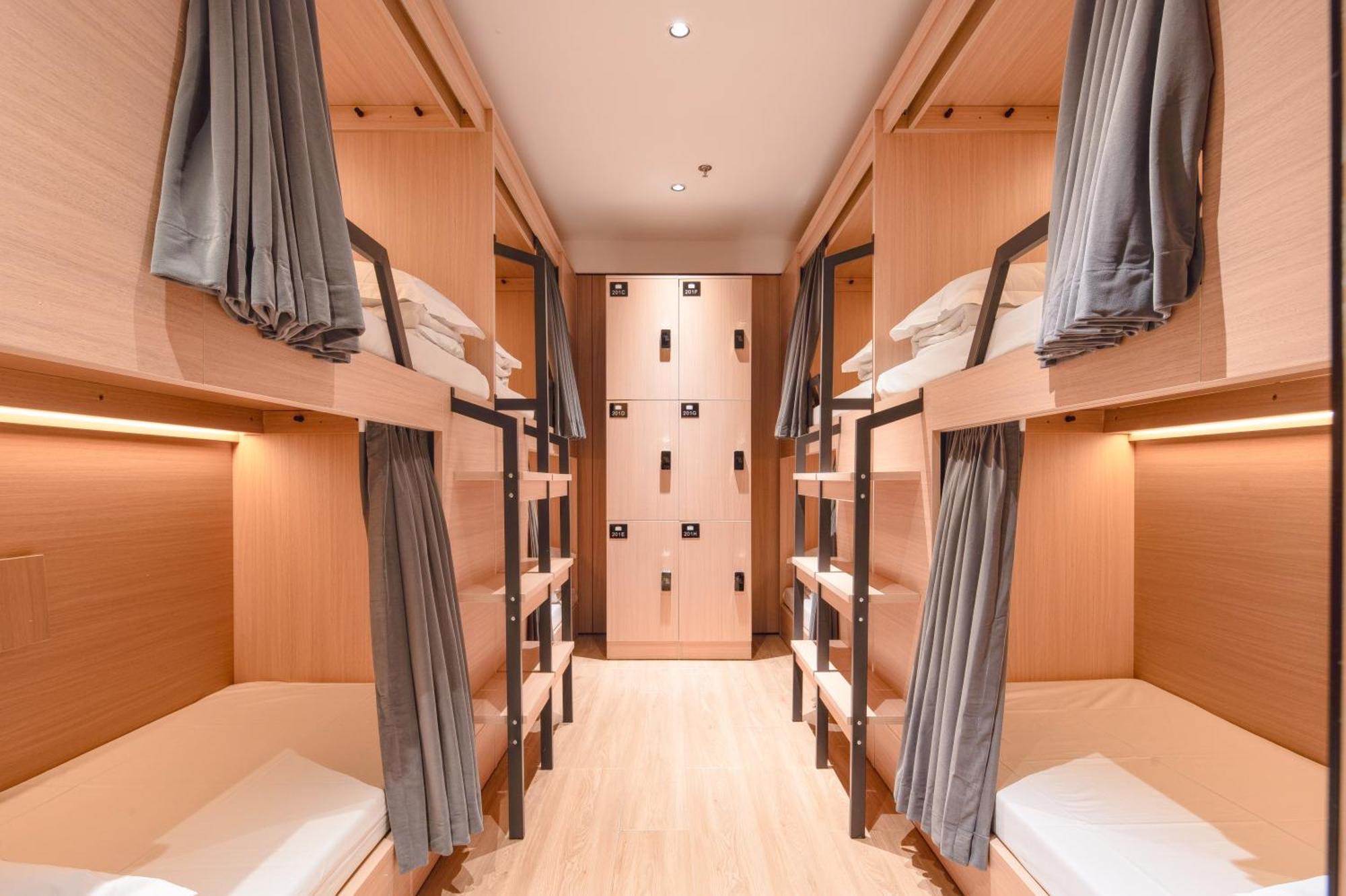 Dayin Garden -near People's Square & Nanjing Road-large Social Area -bar -cafe -gym -free Laundry Luggage Storage -24h Front Desk-english Service Otel 3*