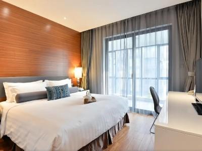 Aparthotel Court Premier Jinqiao 5*