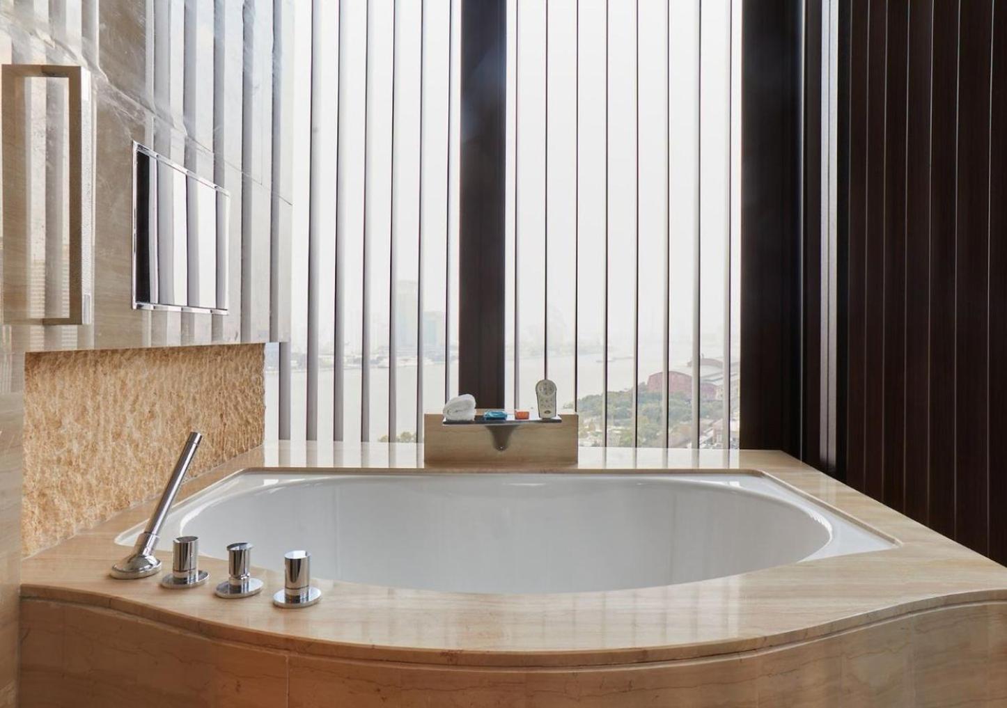Mandarin Oriental Pudong, 5*