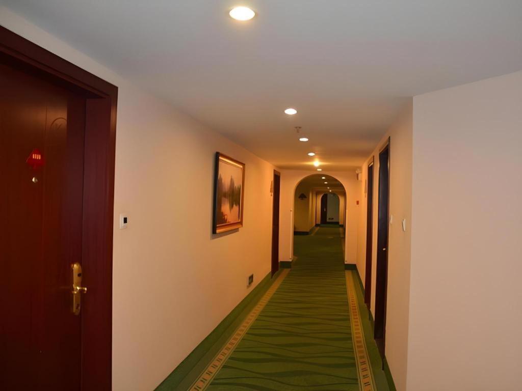 Greentree Xupu Bridge 3* Shanghai