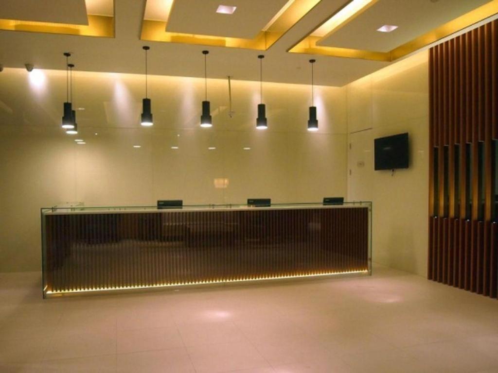 Hotel Jinjiang Select International Tourism And Zone Chuansha Road Subway Station 3*