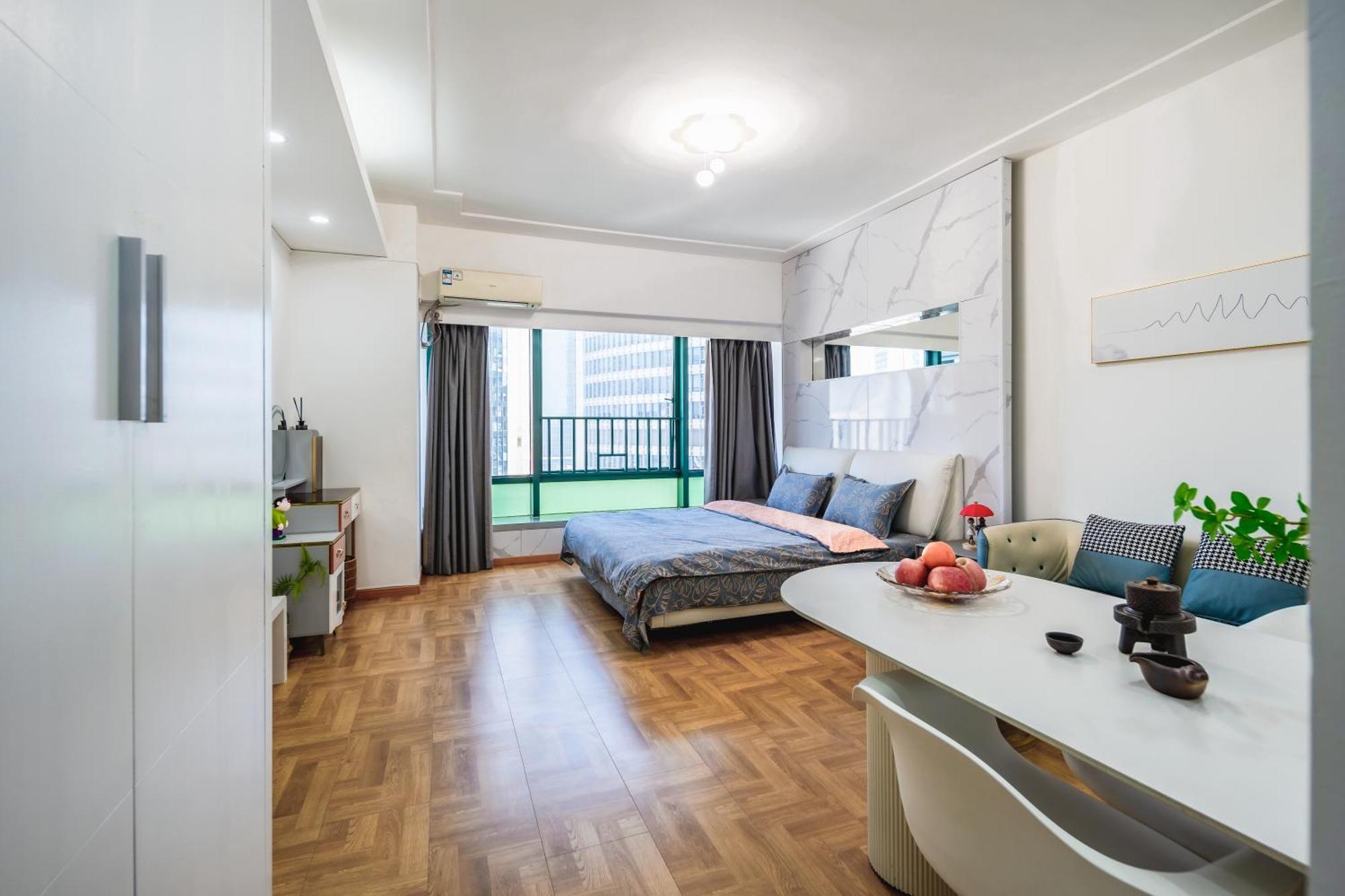 Apartment Tech-x *