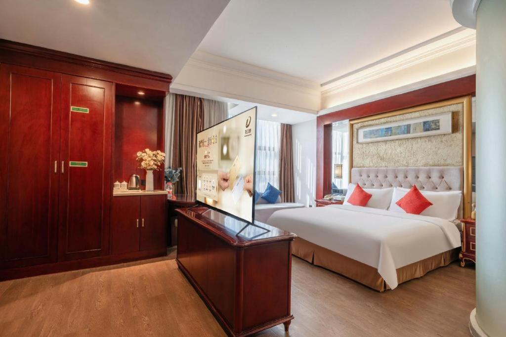 Vienna International Hongqiao Expo Center Caohejing 4*