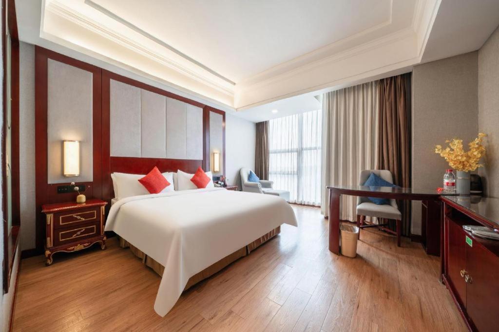 Vienna International Hongqiao Expo Center Caohejing Hotel