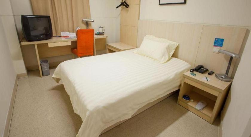 Hotel Jinjiang Tongji University