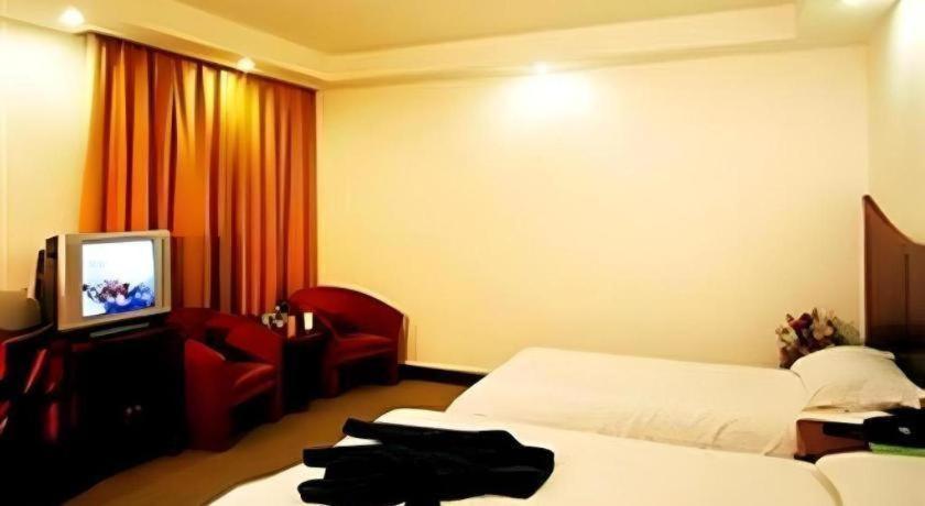 Hotel Jinjiang Select Nanjing Road Pedestrian Street 3*