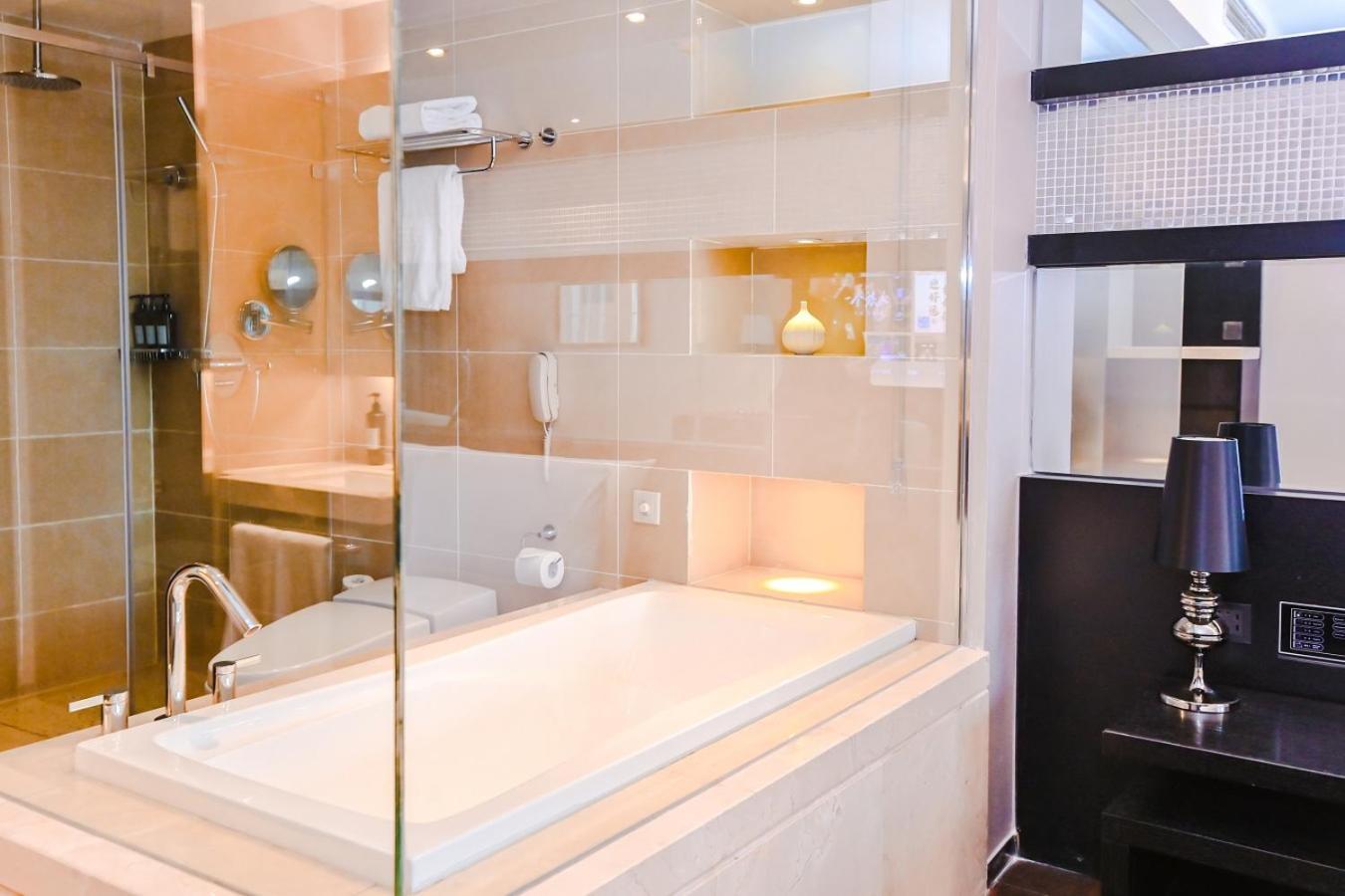 Crystal Orange Kangqiao Branch Hotel