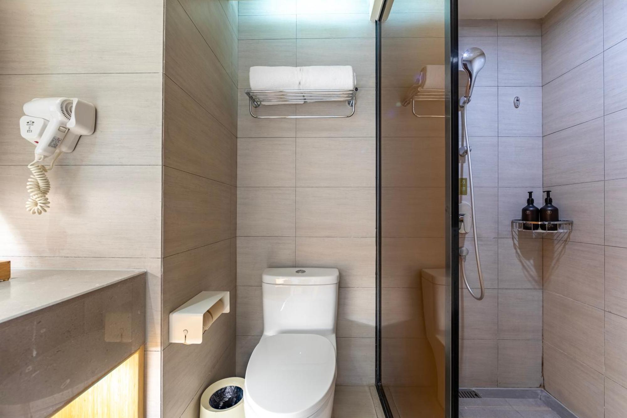 Hotel Ji Jinqiao Road Subway