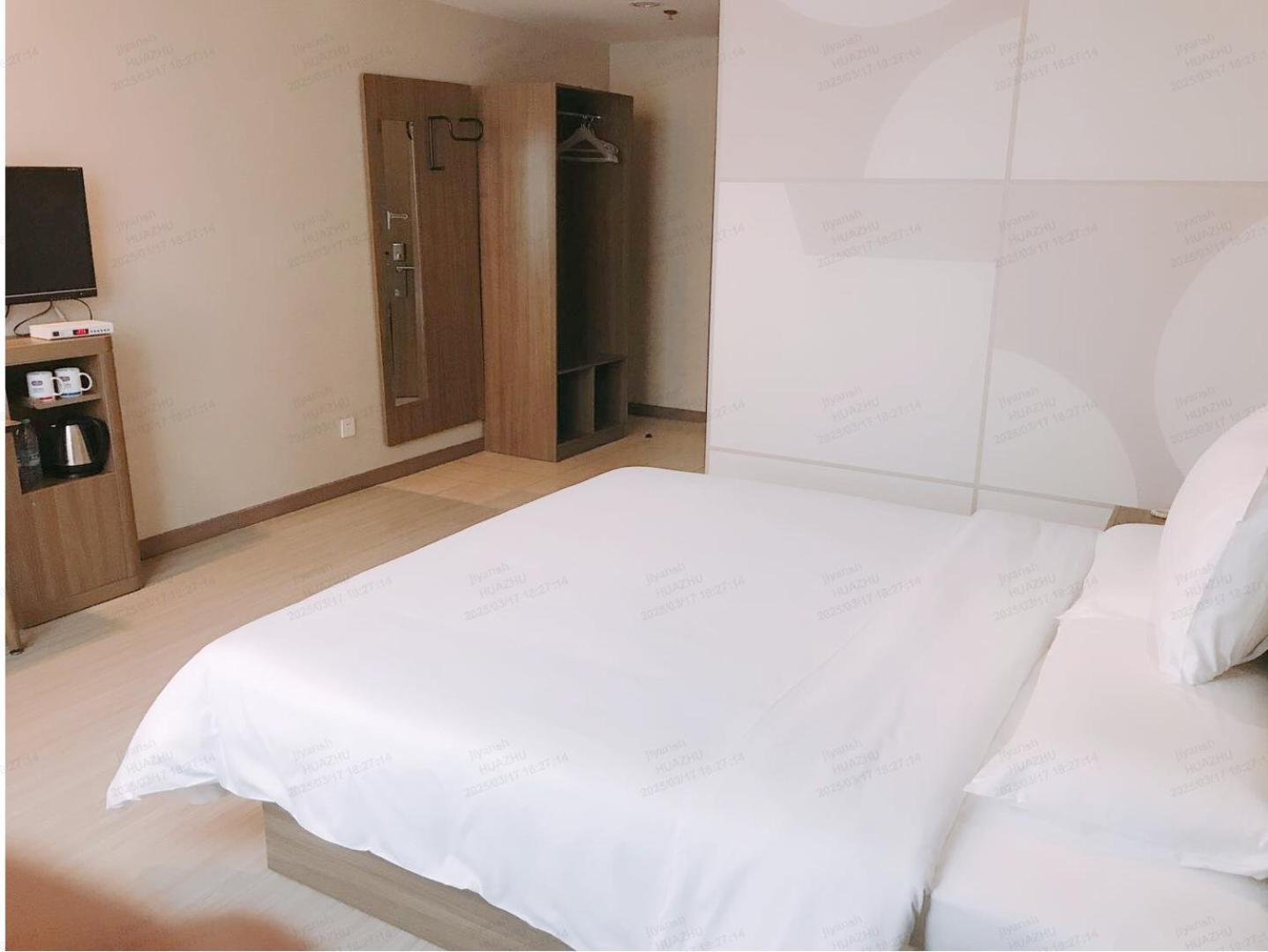 Hotel Hanting Hotel Shanghai Waigaoqiao Free Trade Zone Jingao Road